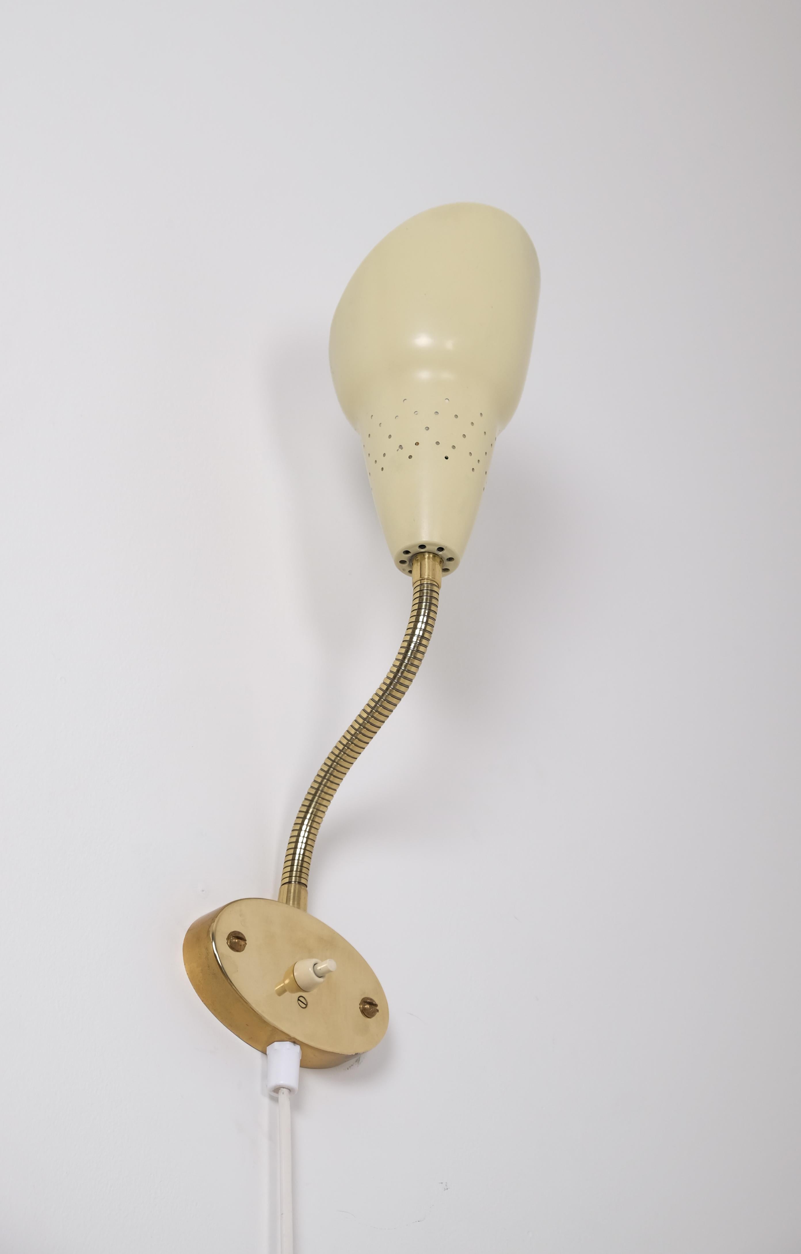 Svedese Coppia di lampade da parete, Svezia, anni '1950 in vendita