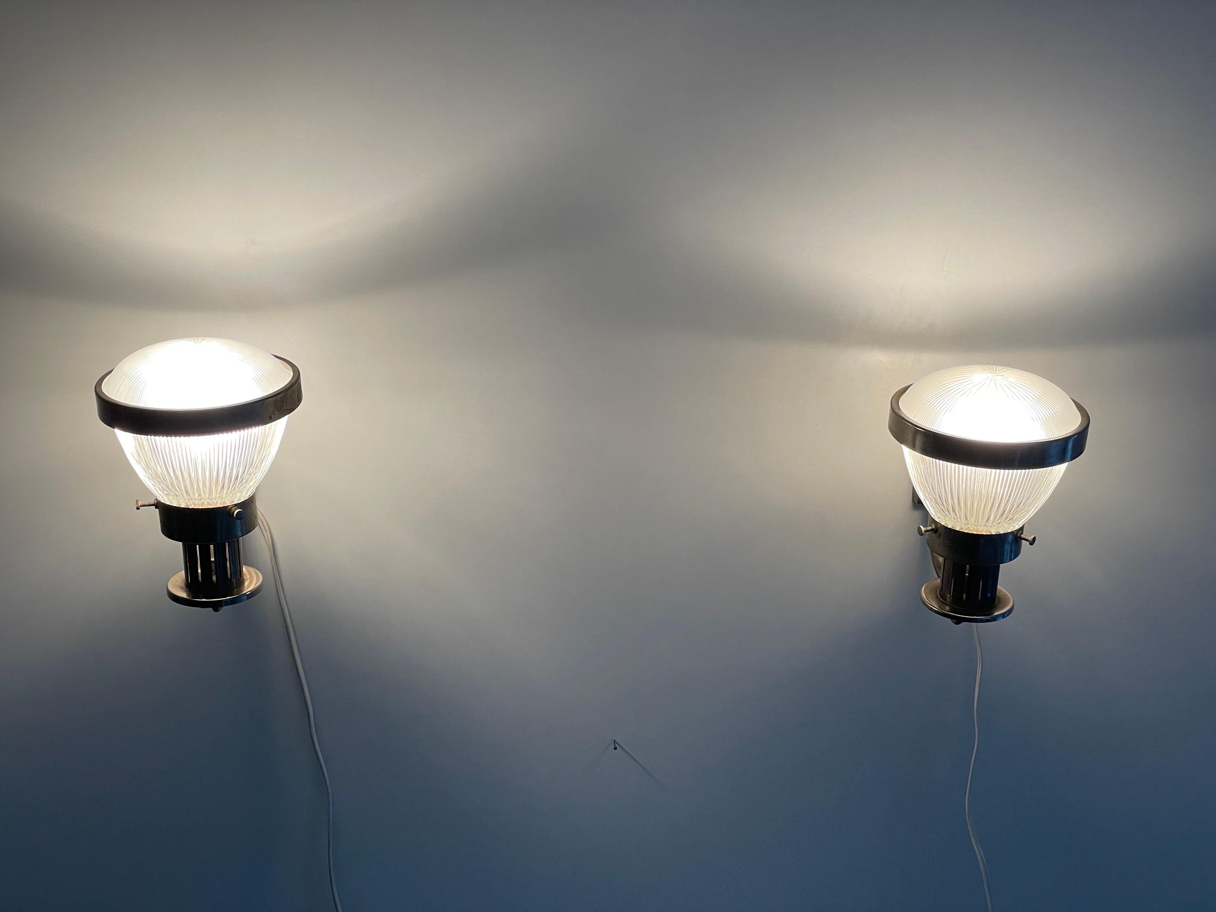 Coppia di lampade da parete non attribuite Ignazio Gardella per Azucena, anni '60, Italia in vendita 4