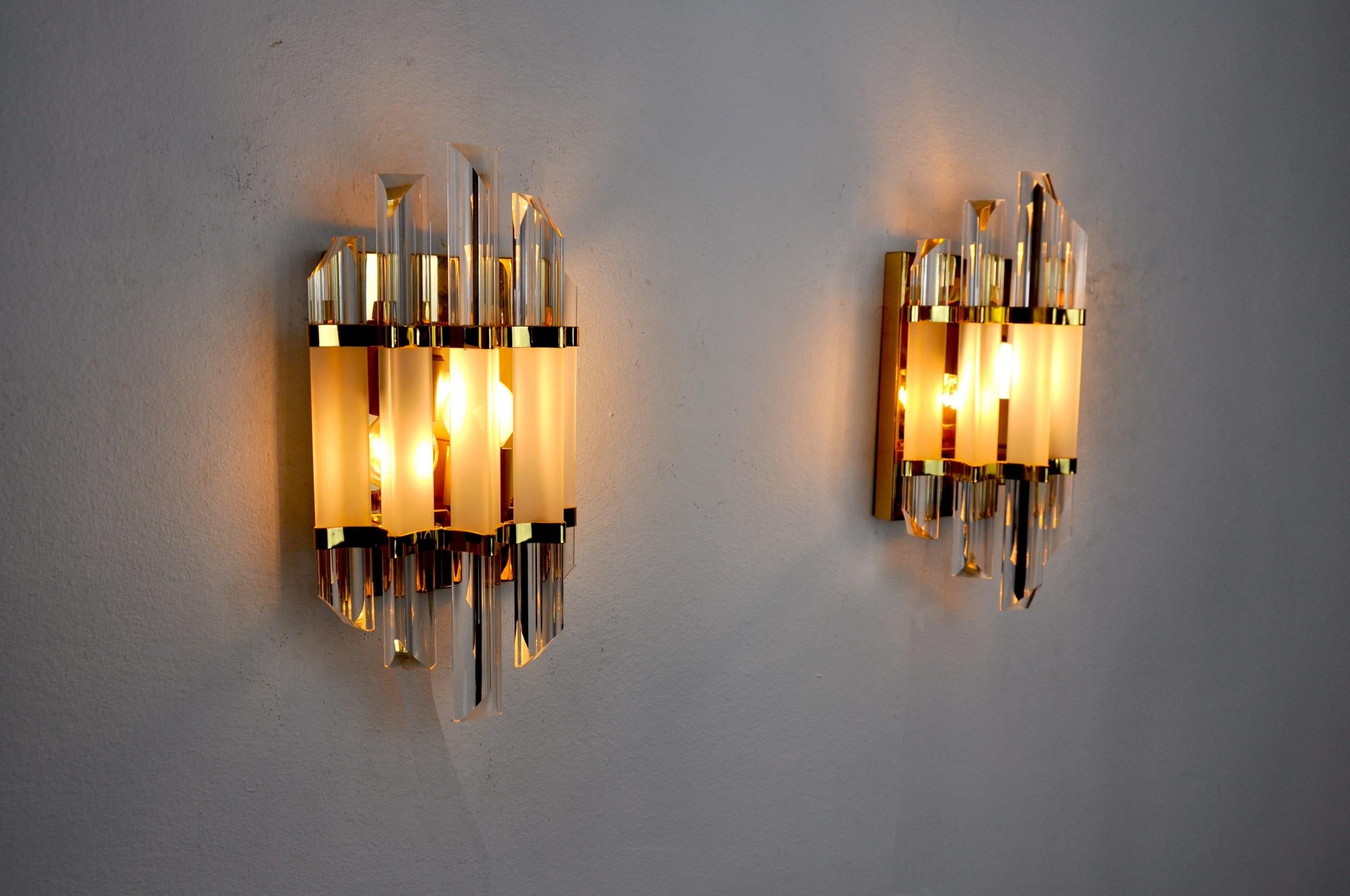 Pair of Wall Lamps Venini Glass from Murano Italy 1970 In Good Condition For Sale In BARCELONA, ES