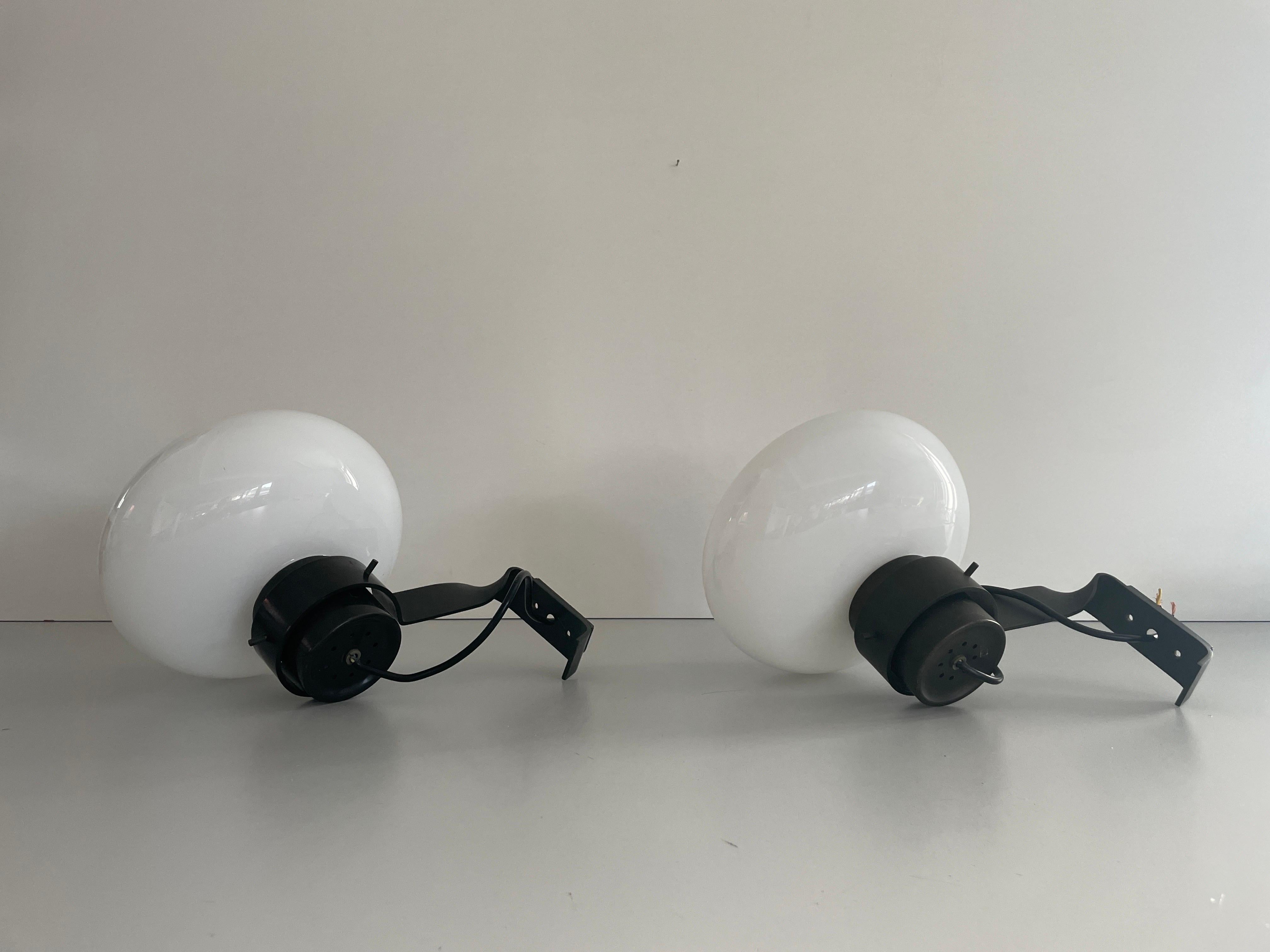 Coppia di applique di Elio Martinelli per Martinelli Luce, anni '70, Italia In condizioni ottime in vendita a Hagenbach, DE