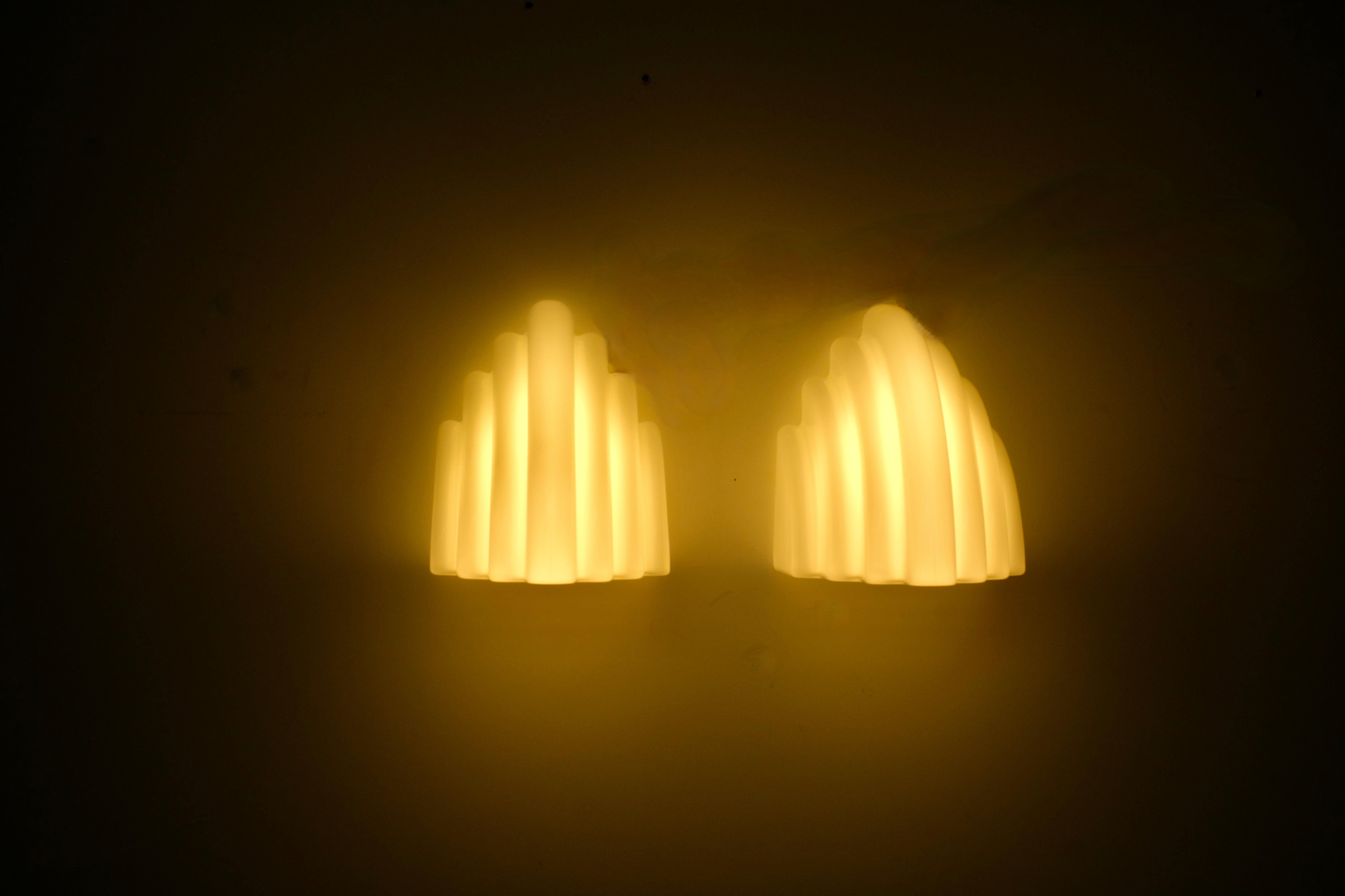 Pair of Wall lights by Kazuhide Takahama for Sirrah - 1980s In Excellent Condition For Sale In Uccle, BE