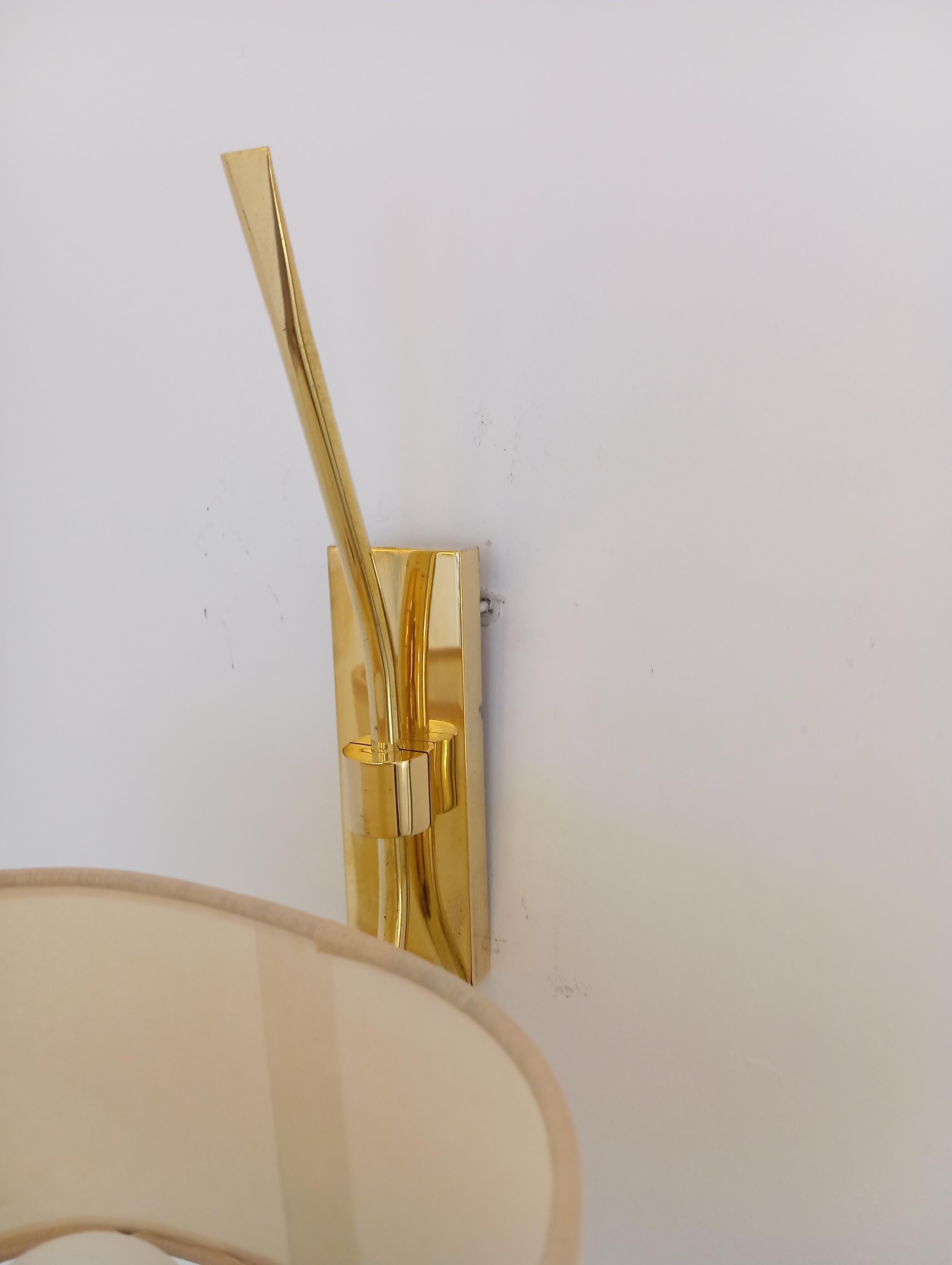 Pareja de apliques de R. Lunel Circa 1950 Latón en venta