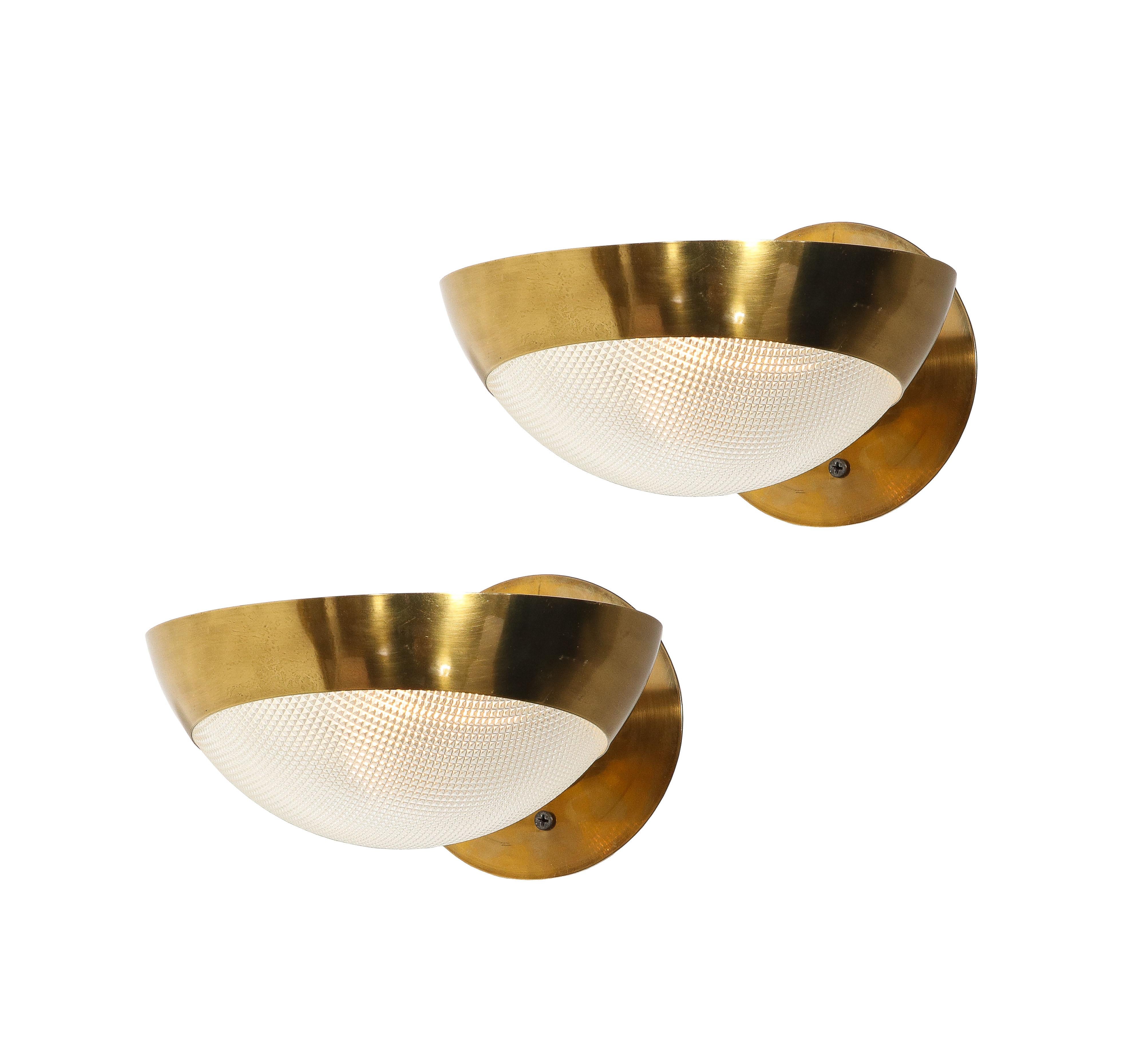 Mid-Century Modern Pair of Wall Lights by Stilnovo For Sale
