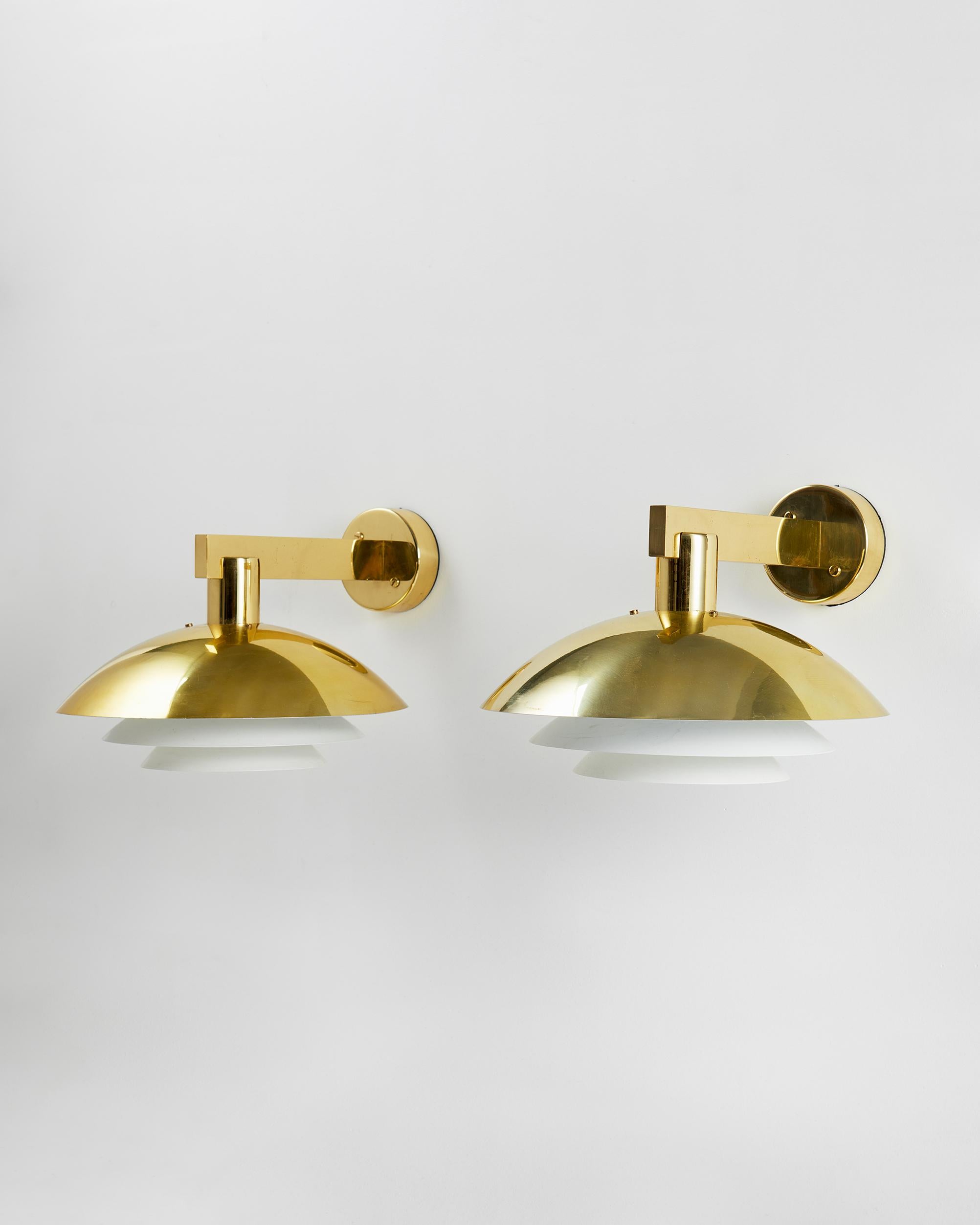 Mid-Century Modern Pair of Wall Lights Designed by Hans-Agne Jakobsson, Sweden, 1960s For Sale