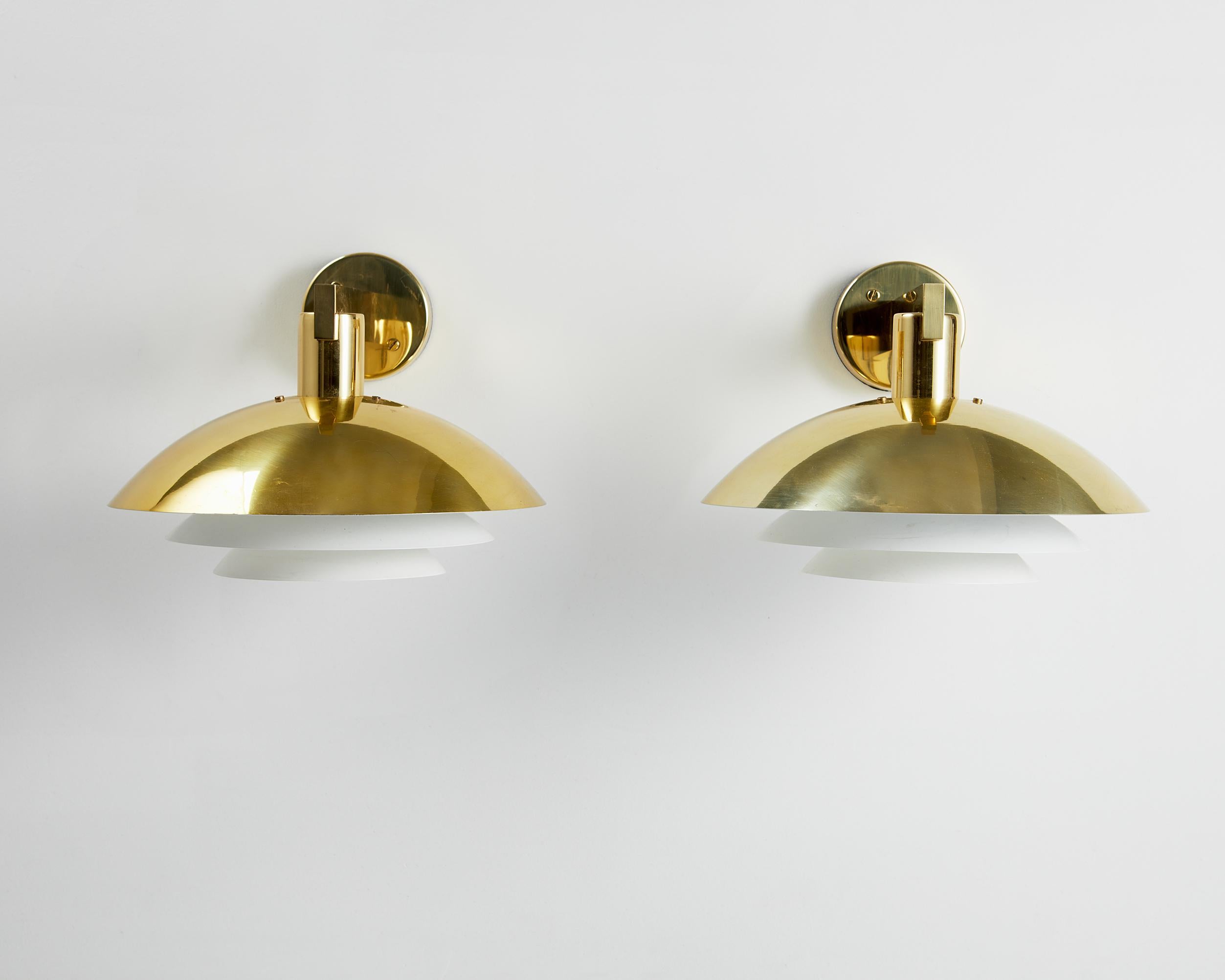 Swedish Pair of Wall Lights Designed by Hans-Agne Jakobsson, Sweden, 1960s For Sale