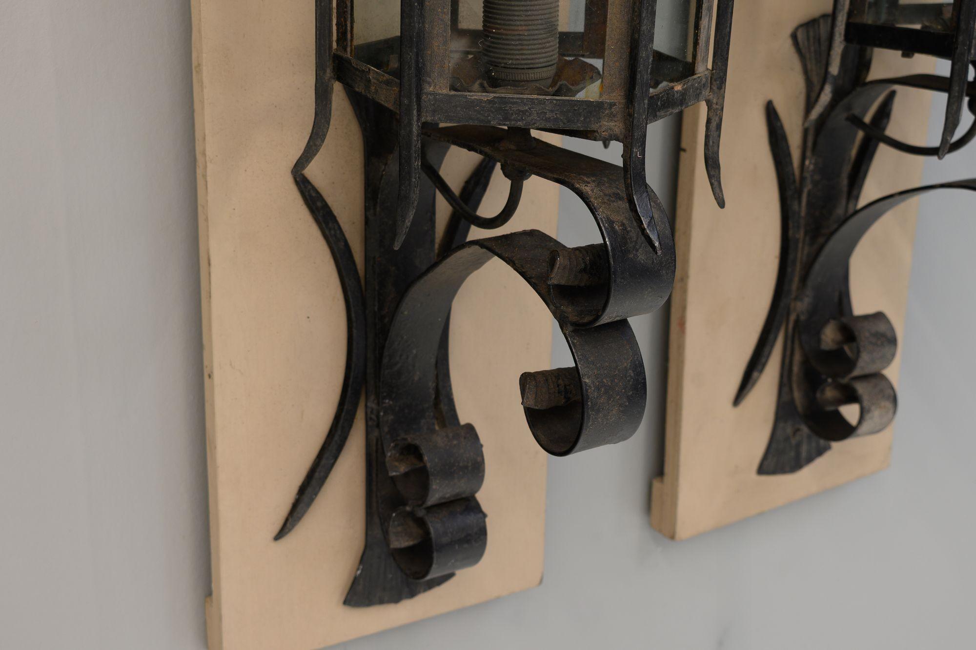 Pareja de apliques de pared mediados del siglo XX en venta