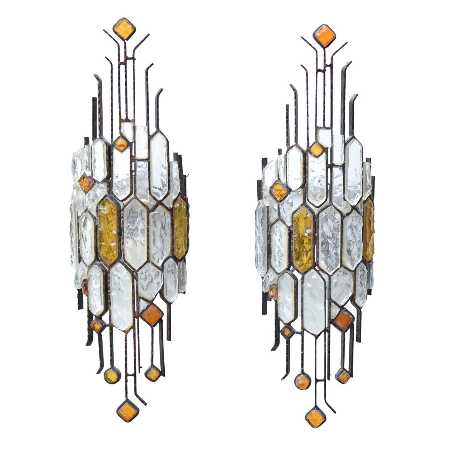 Pair of wall lights Hammered Clear and Amber Italian Design by Longobard In Good Condition For Sale In London, GB