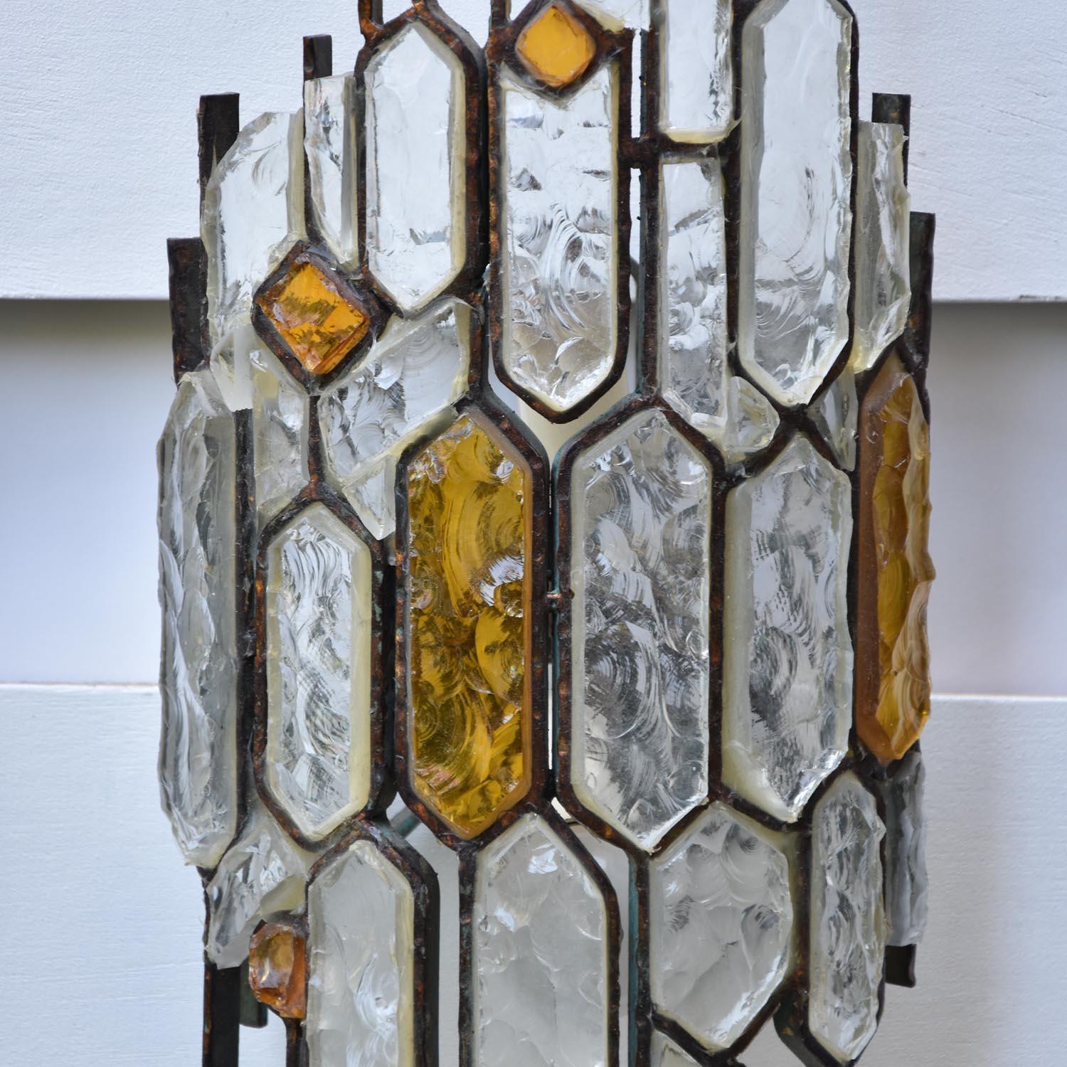 Glass Pair of wall lights Hammered Clear and Amber Italian Design by Longobard For Sale