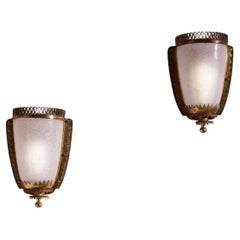 Pair of wall lights in brass and glass, in the style of Gio Ponti, Italy, 1930s