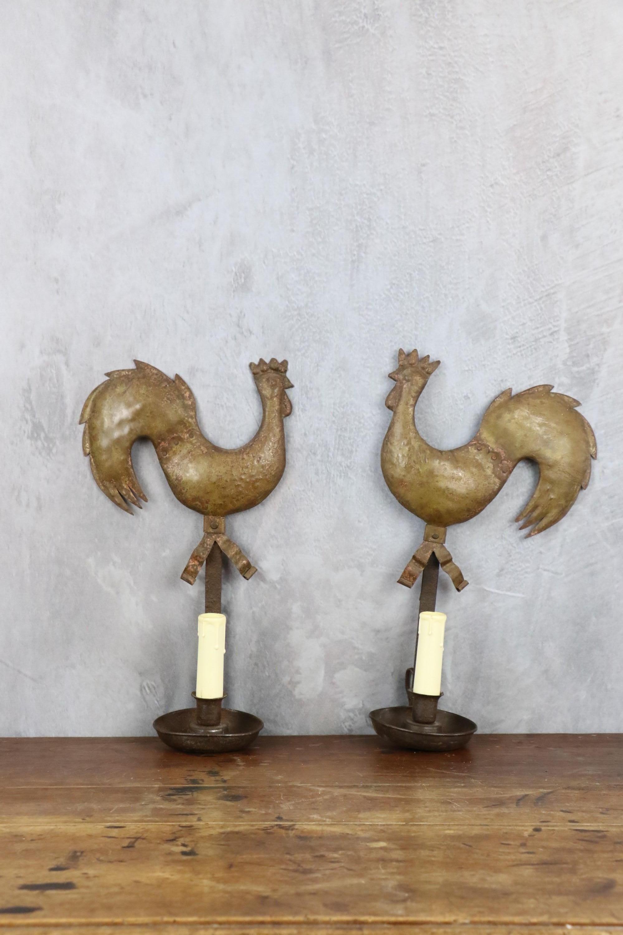 Hammered Pair of wall lights in hammered iron with rooster decoration, 1940-1950, France For Sale