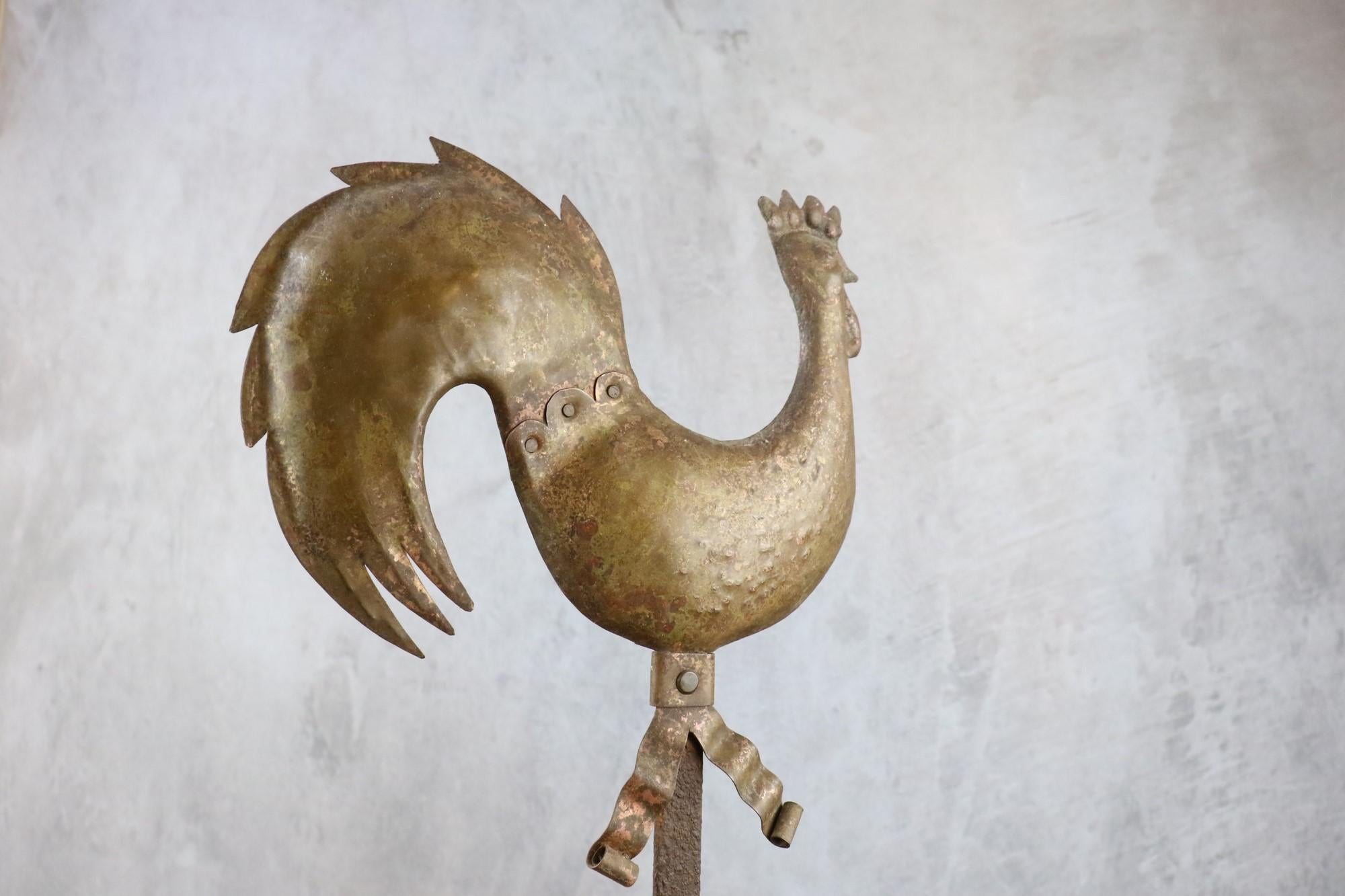 20th Century Pair of wall lights in hammered iron with rooster decoration, 1940-1950, France For Sale