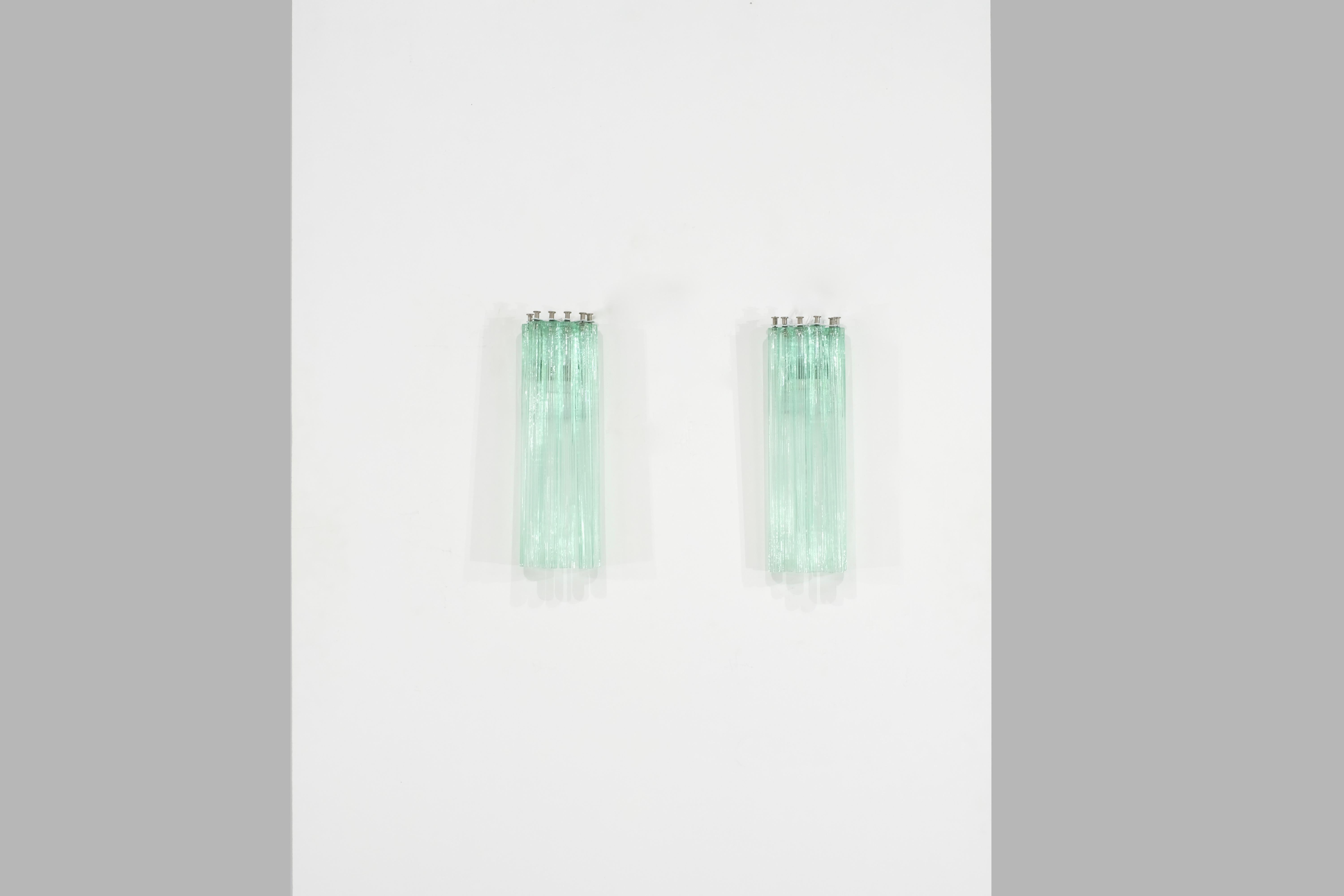 Milieu du XXe siècle Paire d'appliques en verre de Murano, Italie, années 1960. en vente