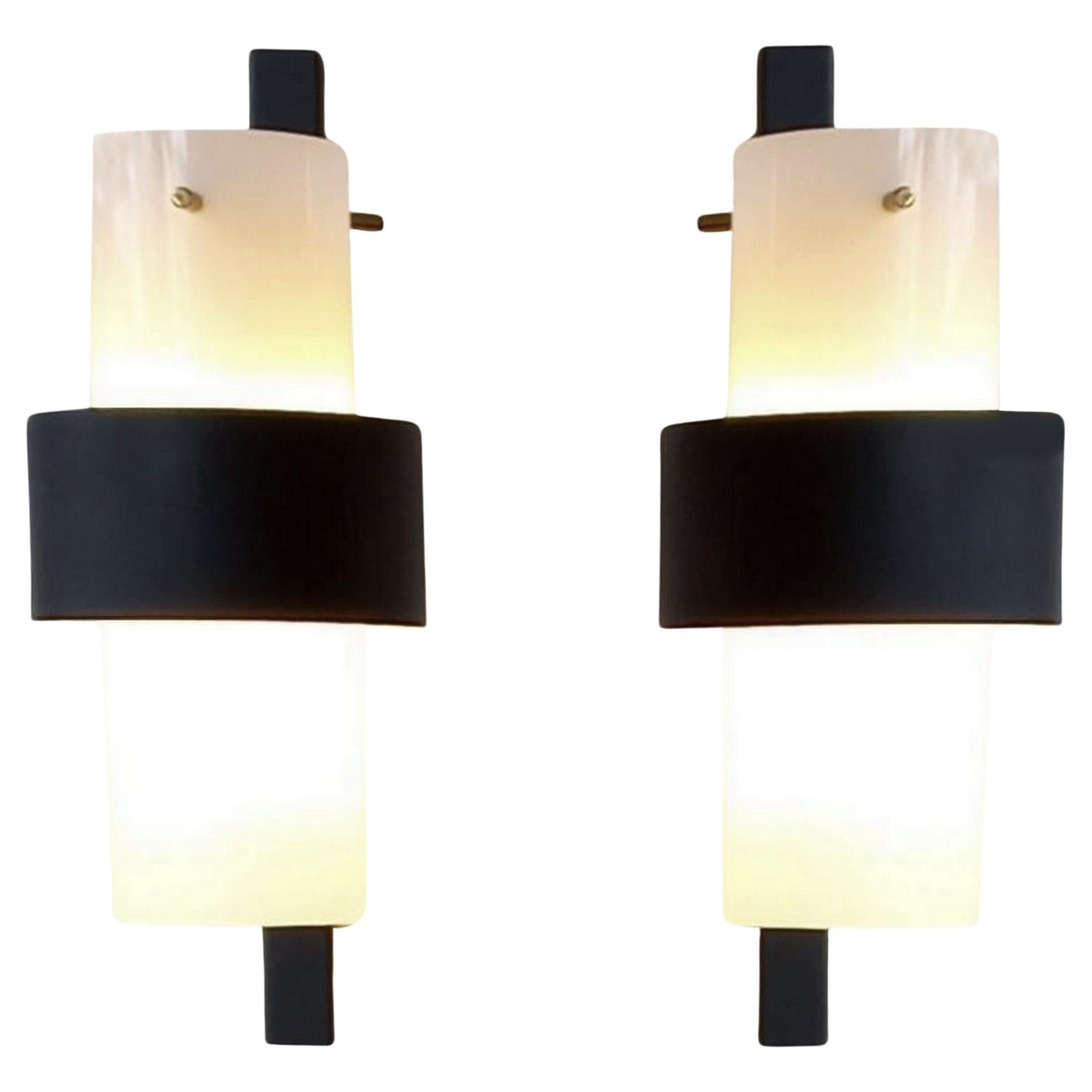 Pair of wall lights in perspex, brass, lacquered metal, Lunel, France circa 1960 For Sale