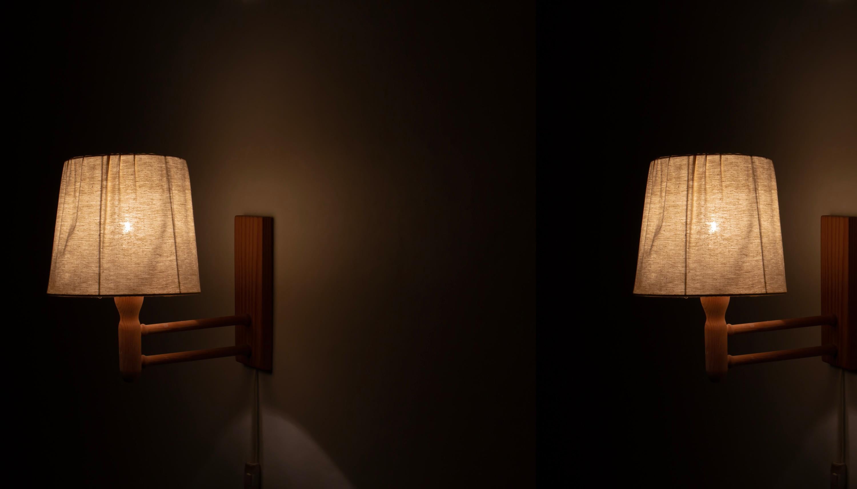 Pair of Wall Lights in Pine, Norway, 1960s For Sale 3