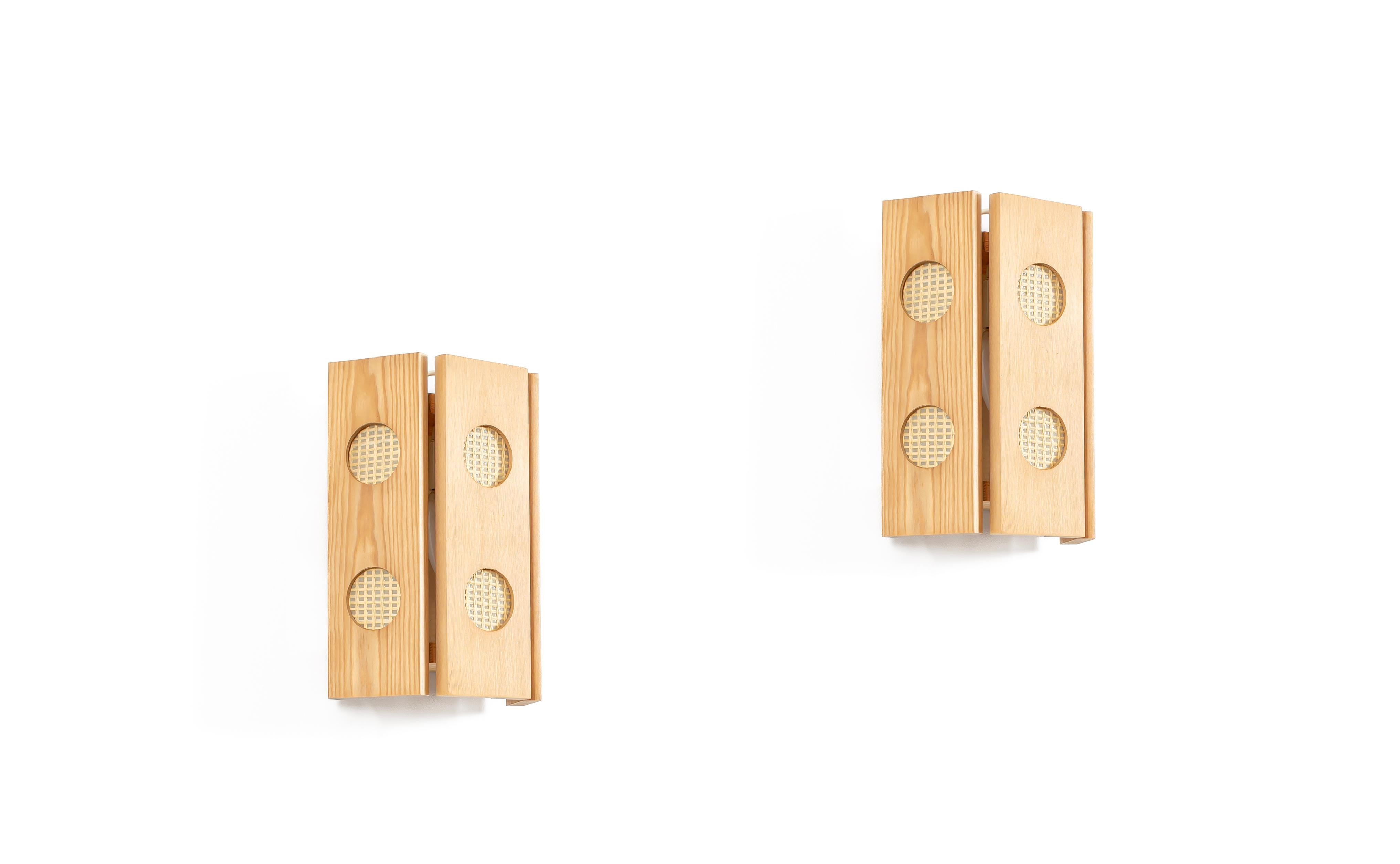 Norwegian Pair of Wall Lights in Pine, Norway, 1960s For Sale