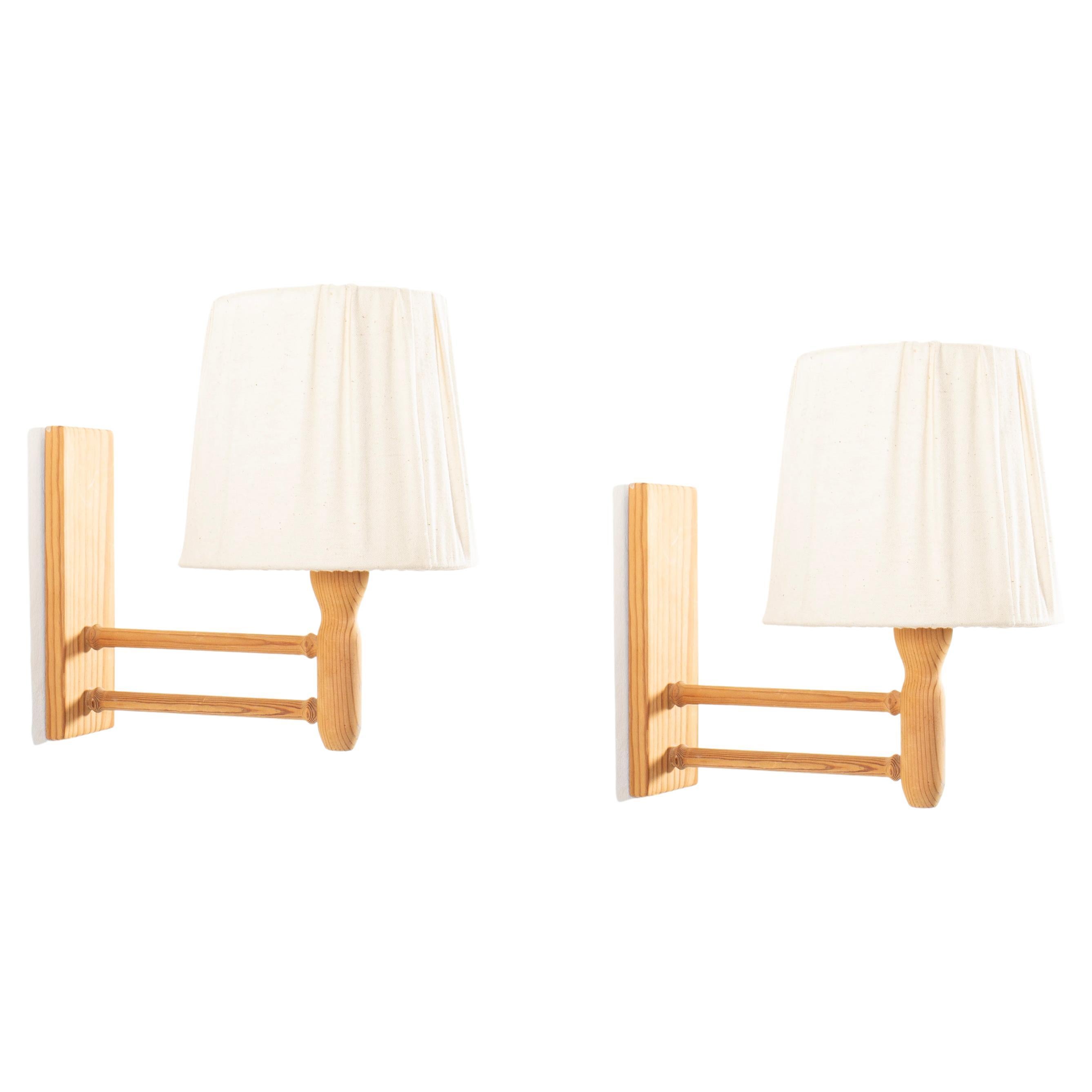 Pair of Wall Lights in Pine, Norway, 1960s For Sale