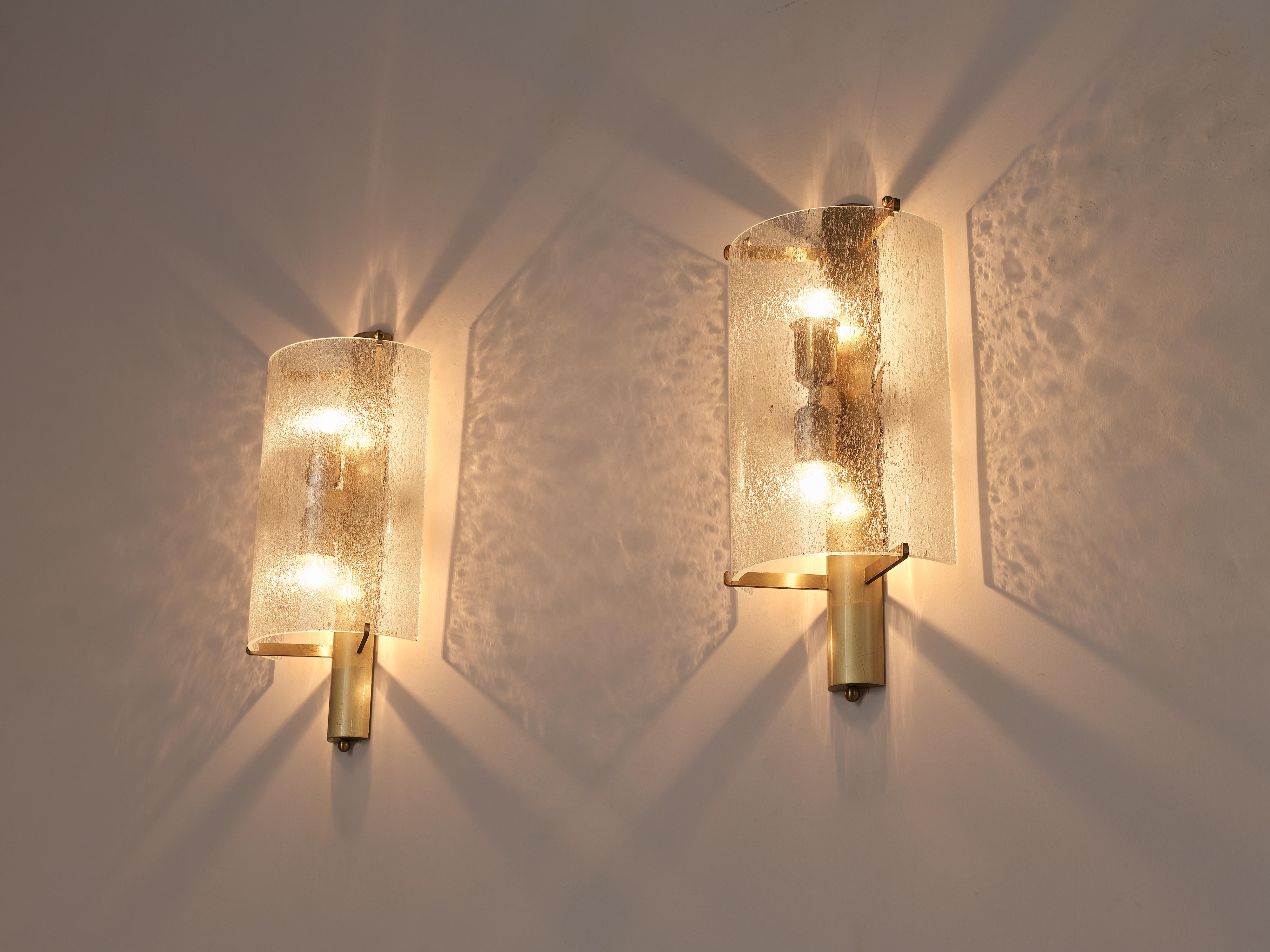 Late 20th Century Pair of Wall Lights in Structured Glass and Brass