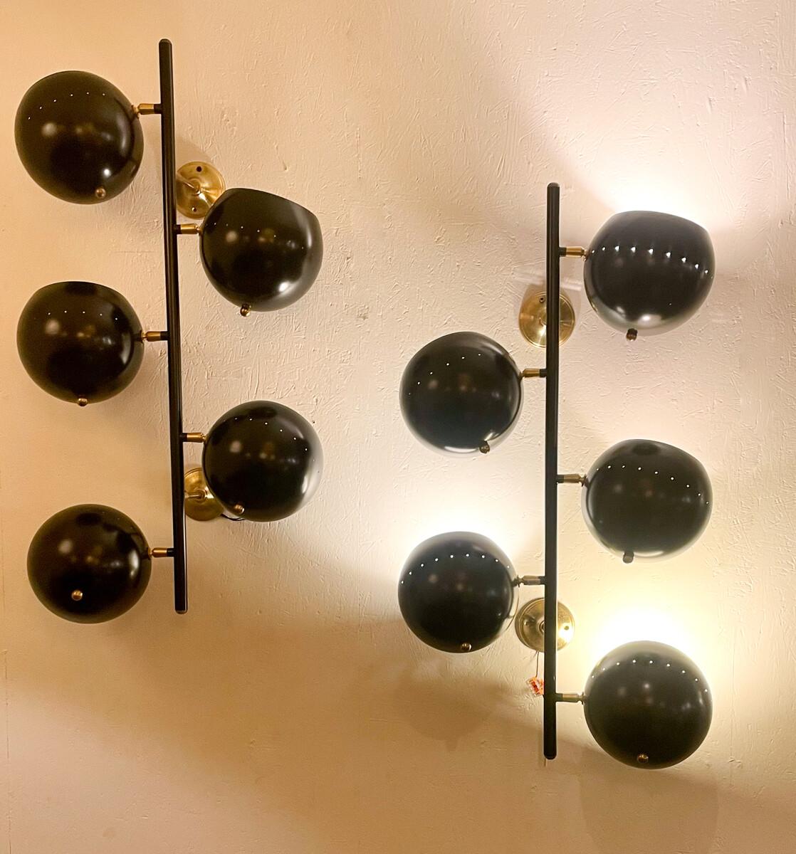 Metal Pair of Wall Lights in the Style of Stilnovo, Italy For Sale