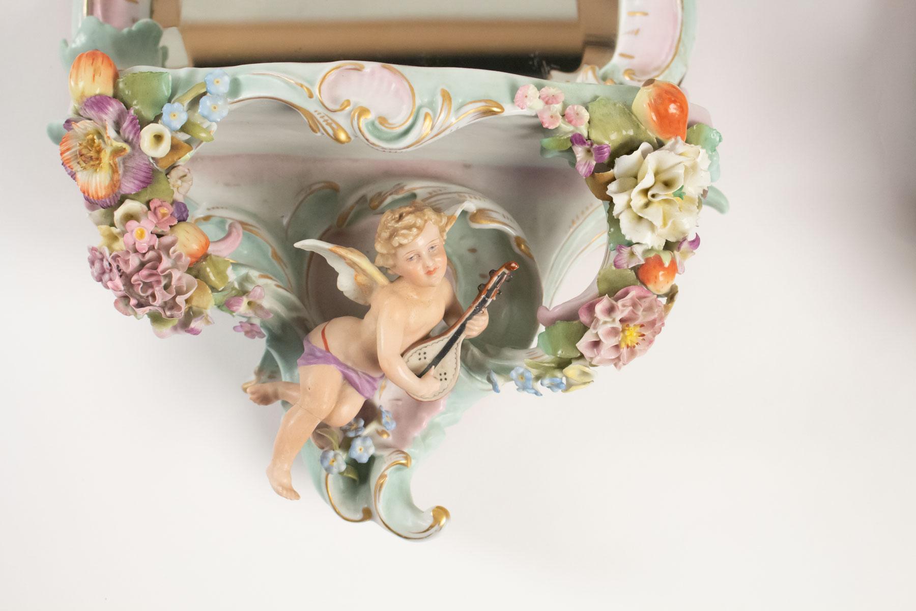 Pair of Wall Lights in Two Porcelain 19th Century Representative of Loves In Good Condition In Saint-Ouen, FR