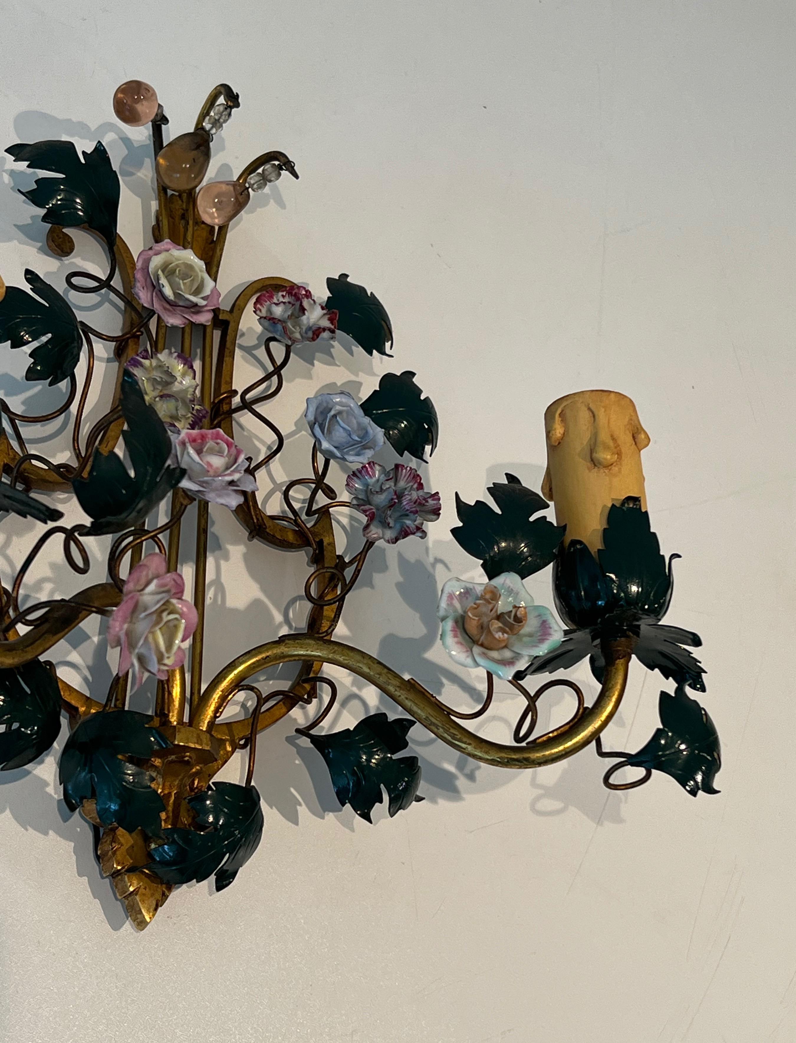 Paire de Lights en bronze, métal patiné  Fleurs et porcelaine en vente 7