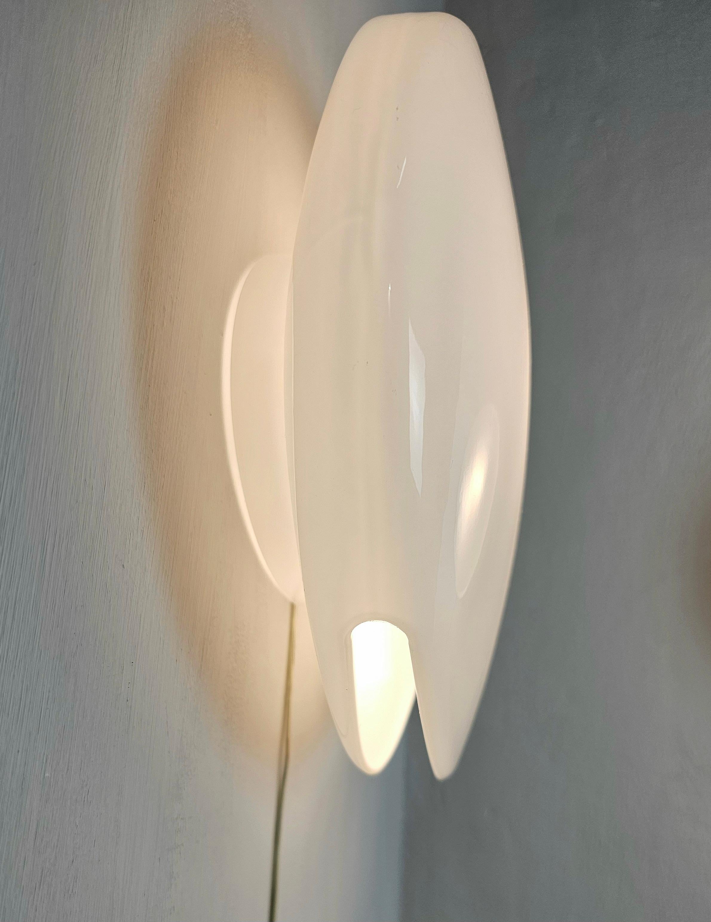 Pair of Wall Lights Milk Glass Pio & Tito Toso per Foscarini Modern Italy 2007 For Sale 4