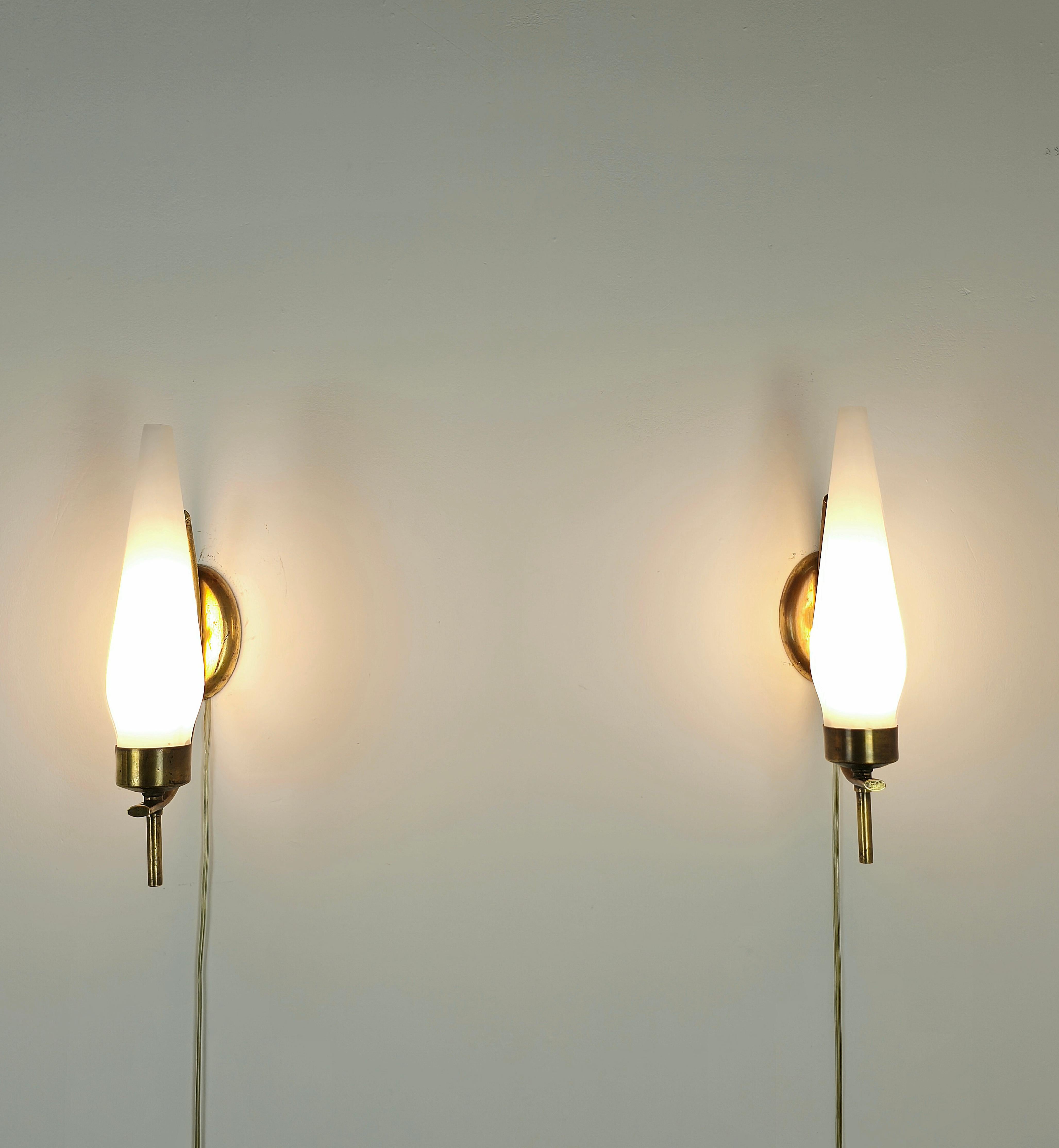 Pair of Wall Lights Sconces Brass Opaline Glass Midcentury Italian Design 1960s  For Sale 5