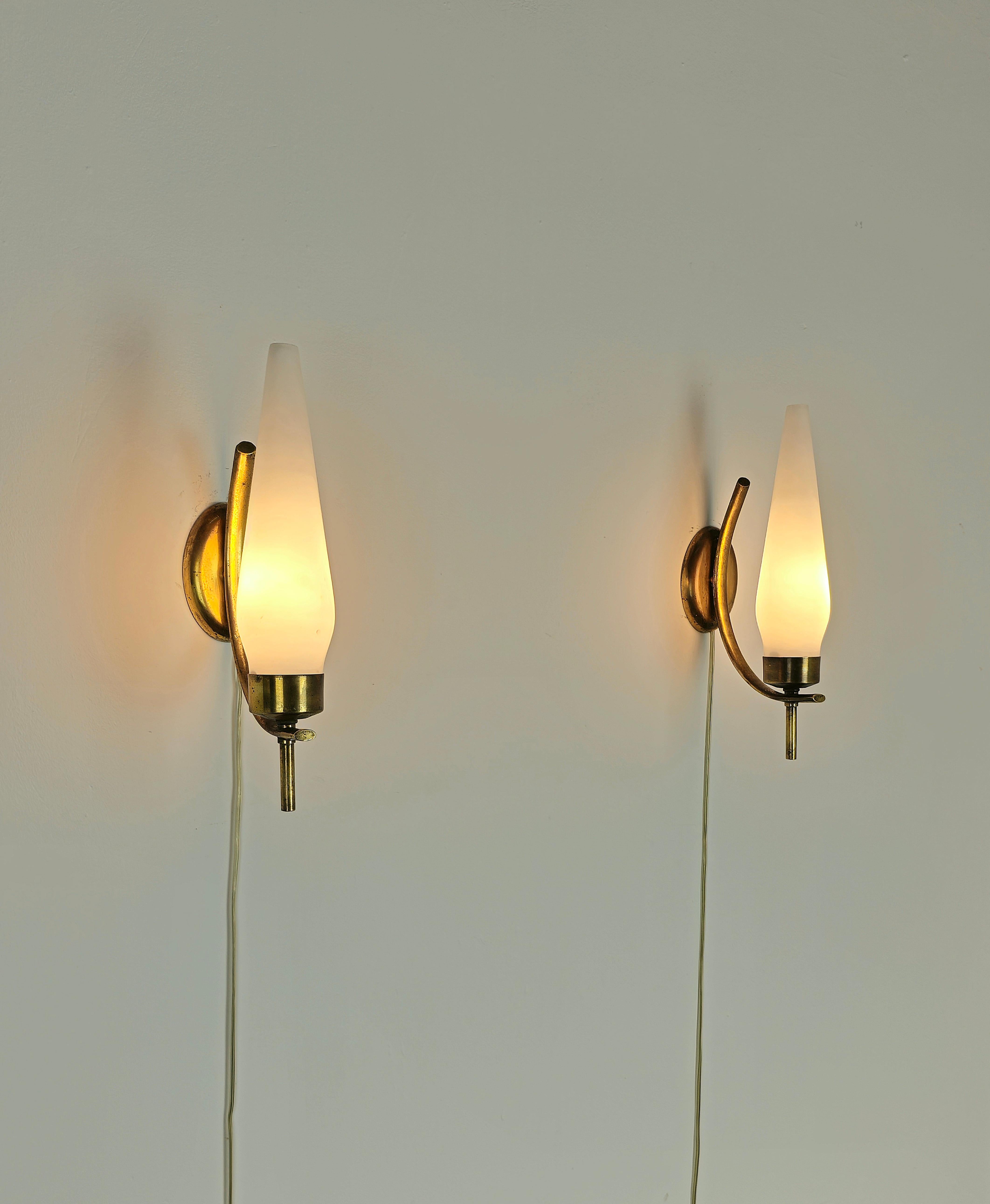 Pair of Wall Lights Sconces Brass Opaline Glass Midcentury Italian Design 1960s  For Sale 6