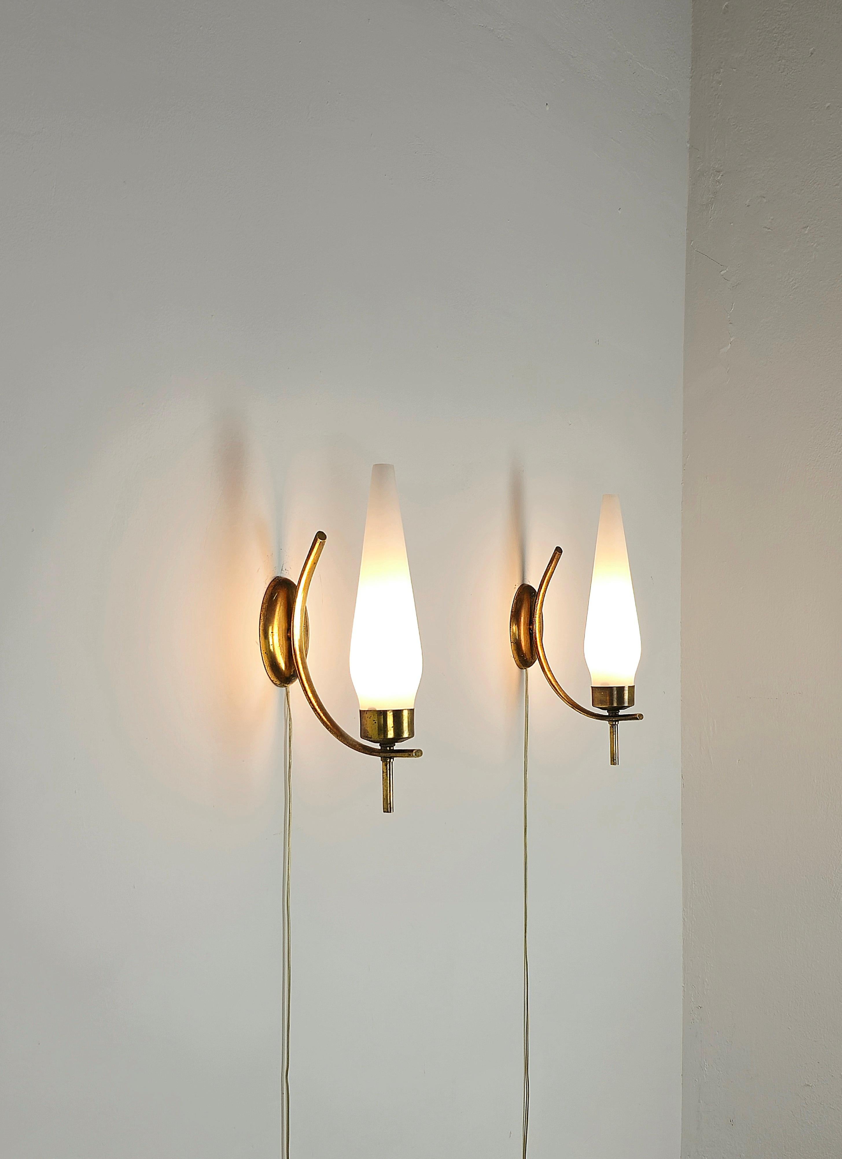 Pair of Wall Lights Sconces Brass Opaline Glass Midcentury Italian Design 1960s  For Sale 3