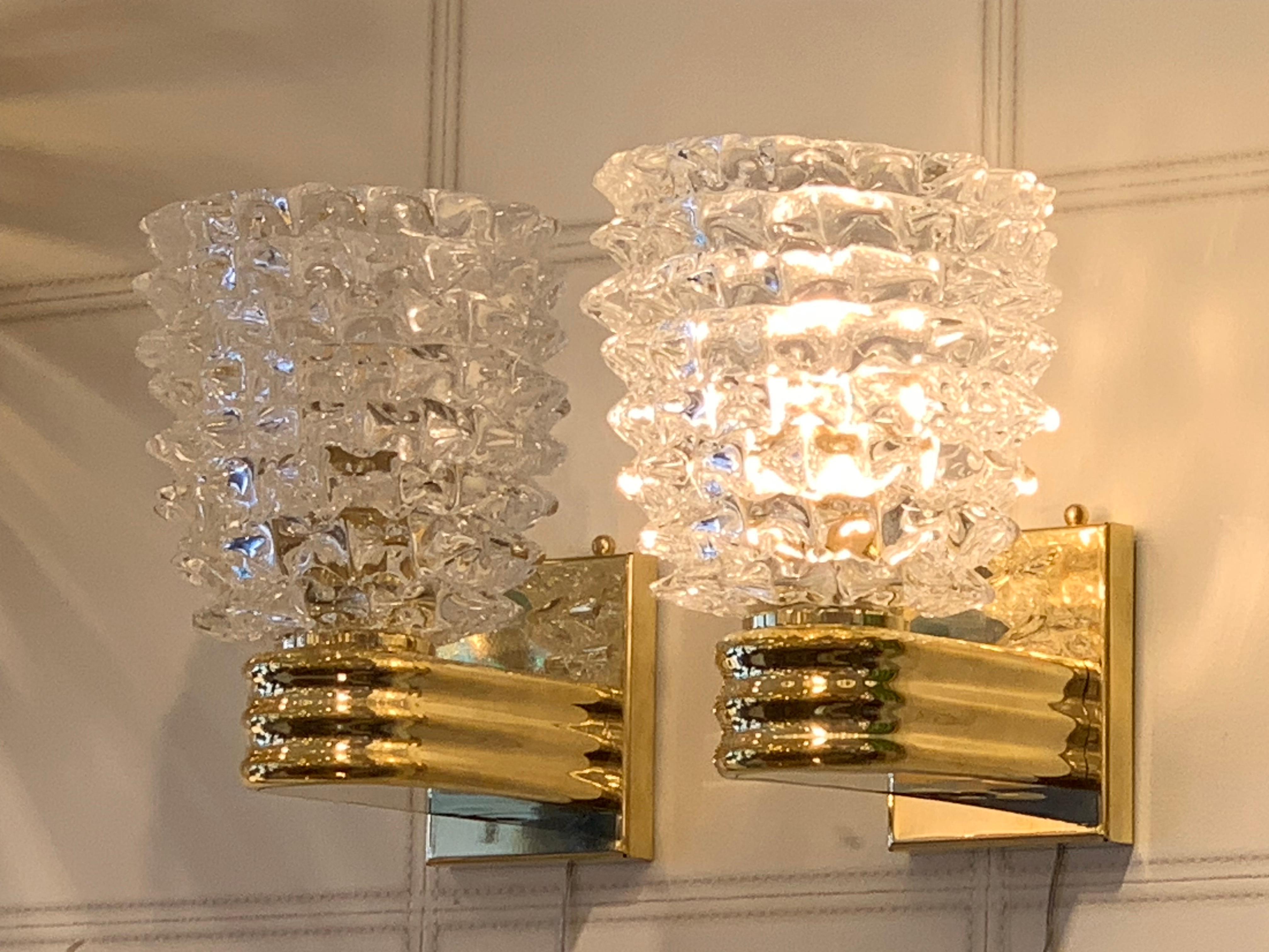 Fait main Paire d'appliques murales en verre de Murano Rostrato dans le style de Barovier en vente