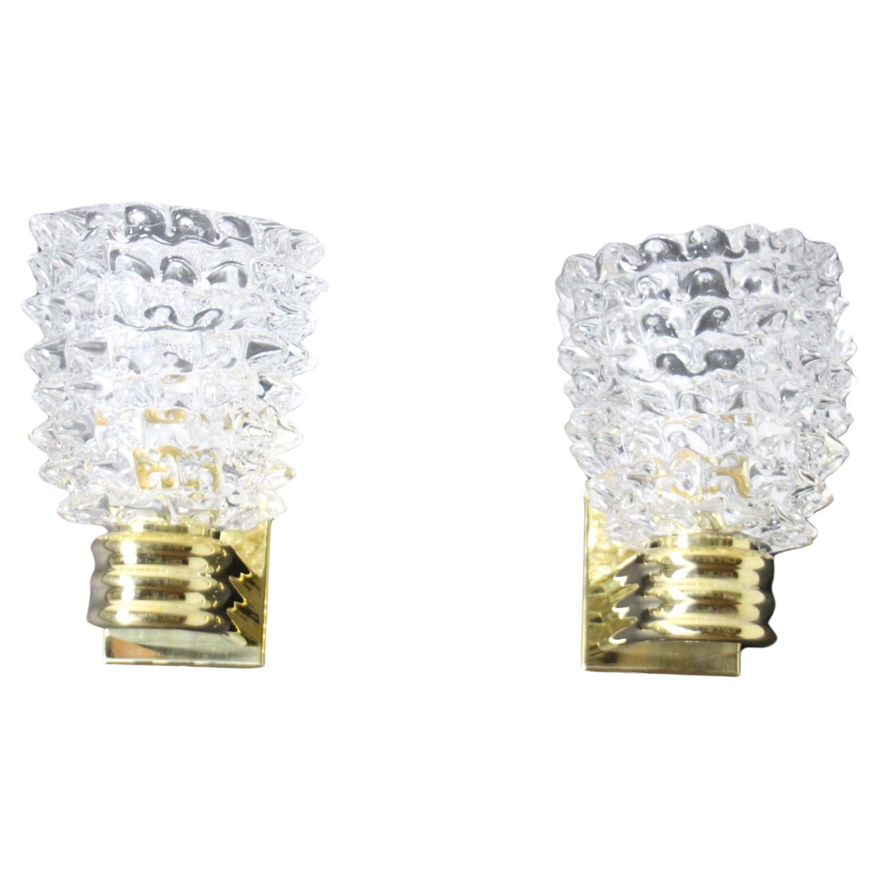 Brass Pair of Wall Lights Sconces in Rostrato Murano Glass in the Style of Barovier For Sale