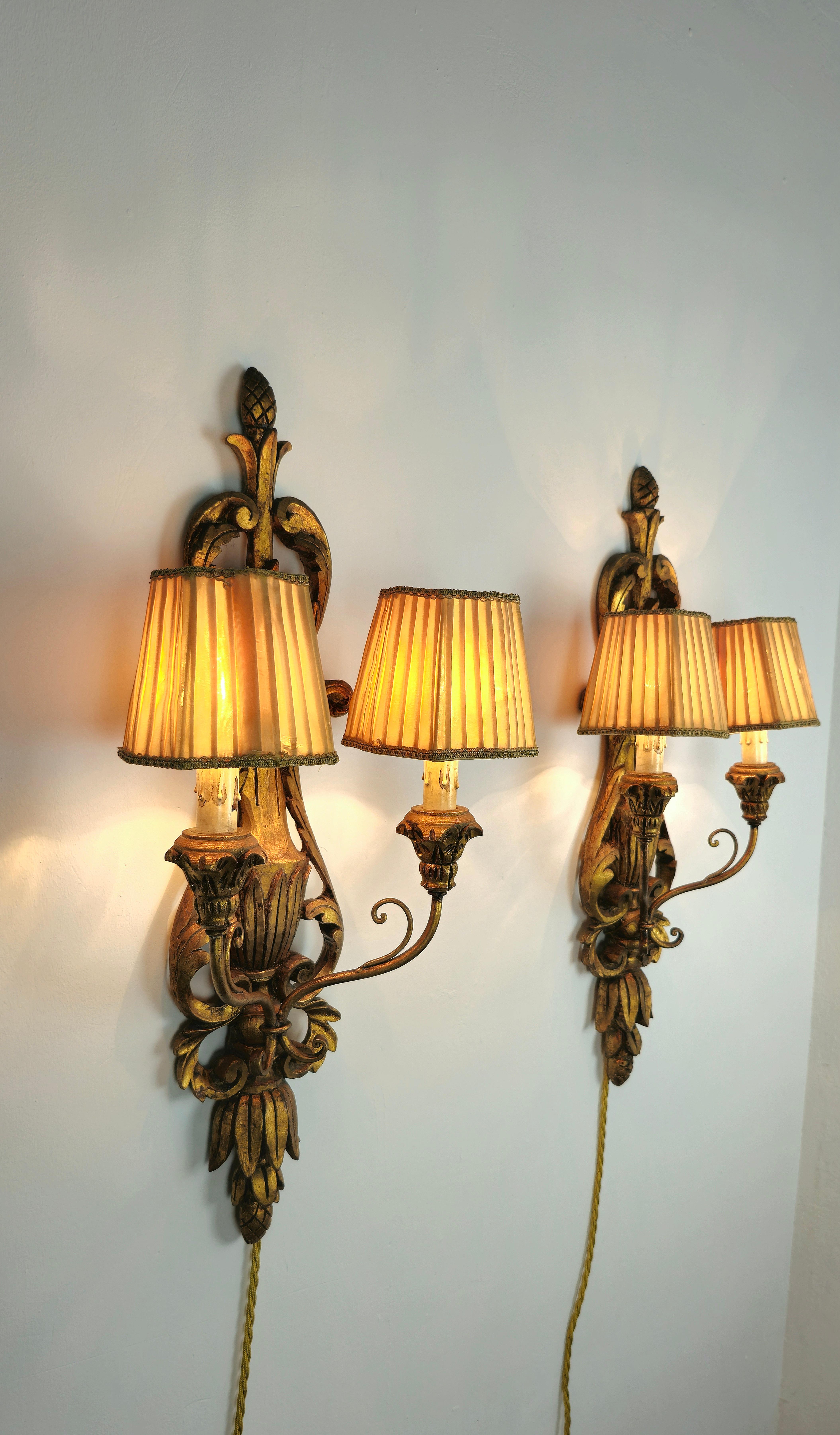 Pair of Wall Lights Sconces Wood Carved Silk Midcentury Italian Design 1950s  6