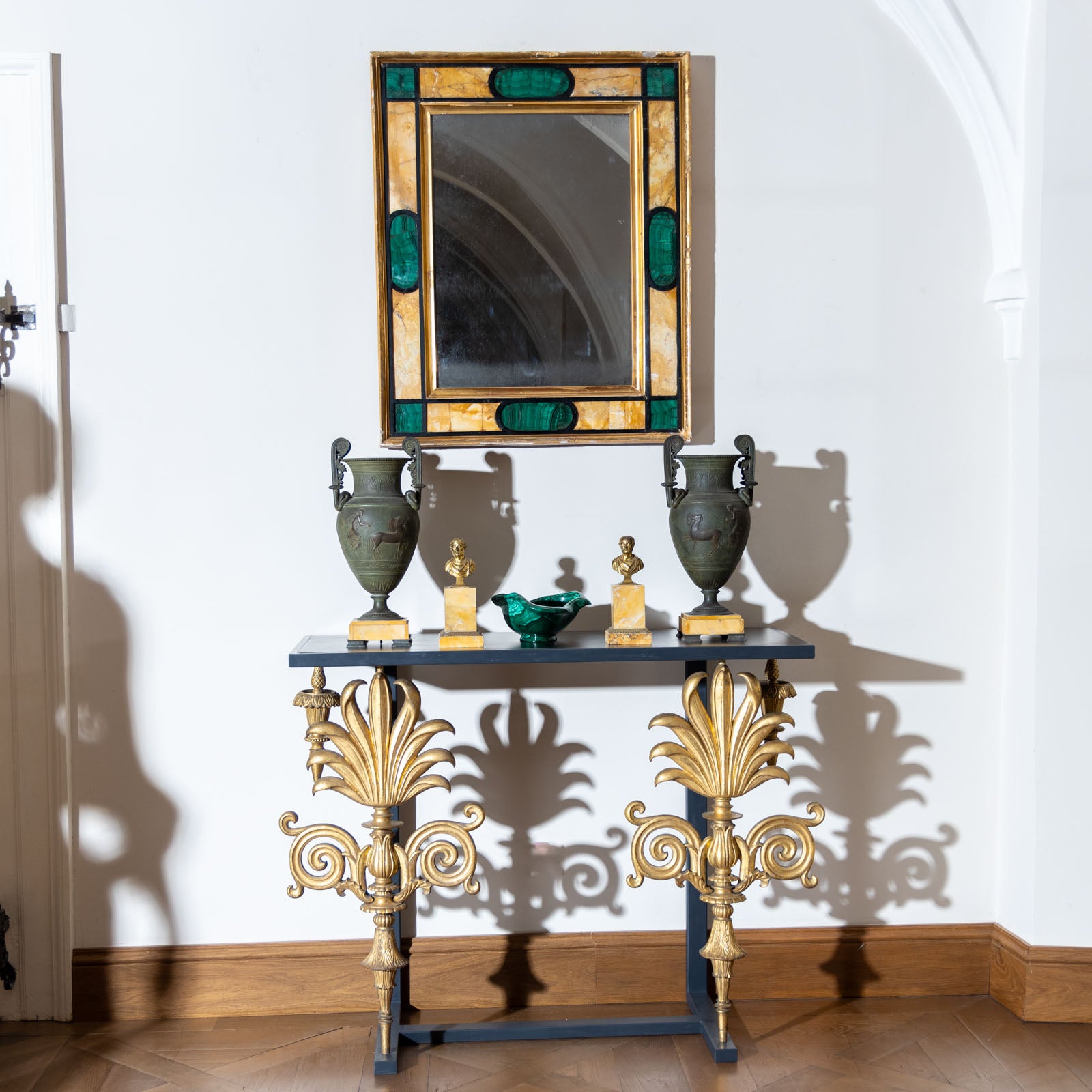 Italian Pair of Wall Mirrors in Giallo Siena and Malachite, Italy 18th Century For Sale