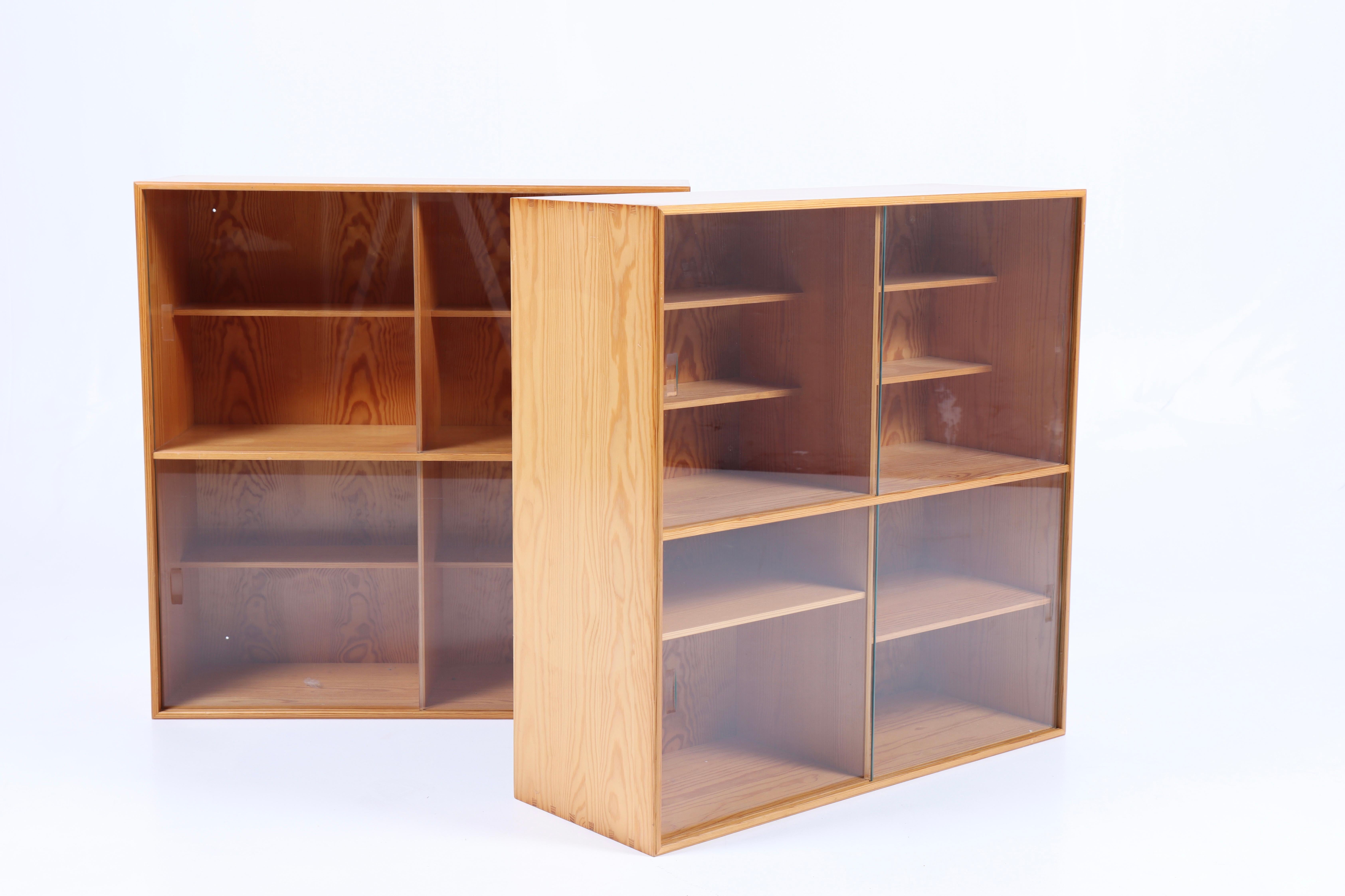 Pair of Wall Mount Display Cabinets in Pine by Mogens Koch, 1960s In Fair Condition For Sale In Lejre, DK