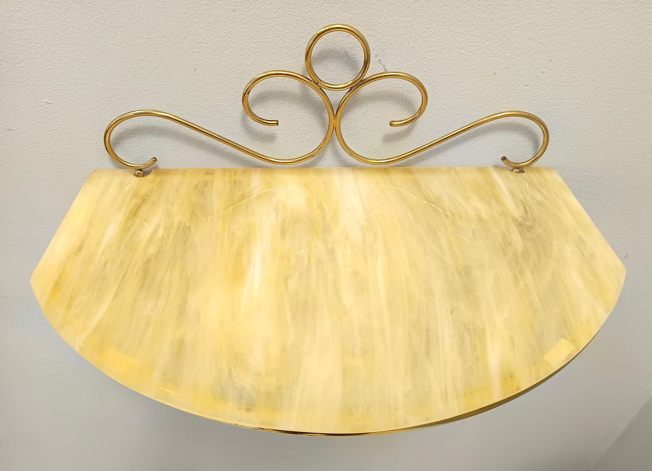 Pareja de Consolas / Mesillas de Noche de Latón y Cristal de Murano, Italia en venta 1