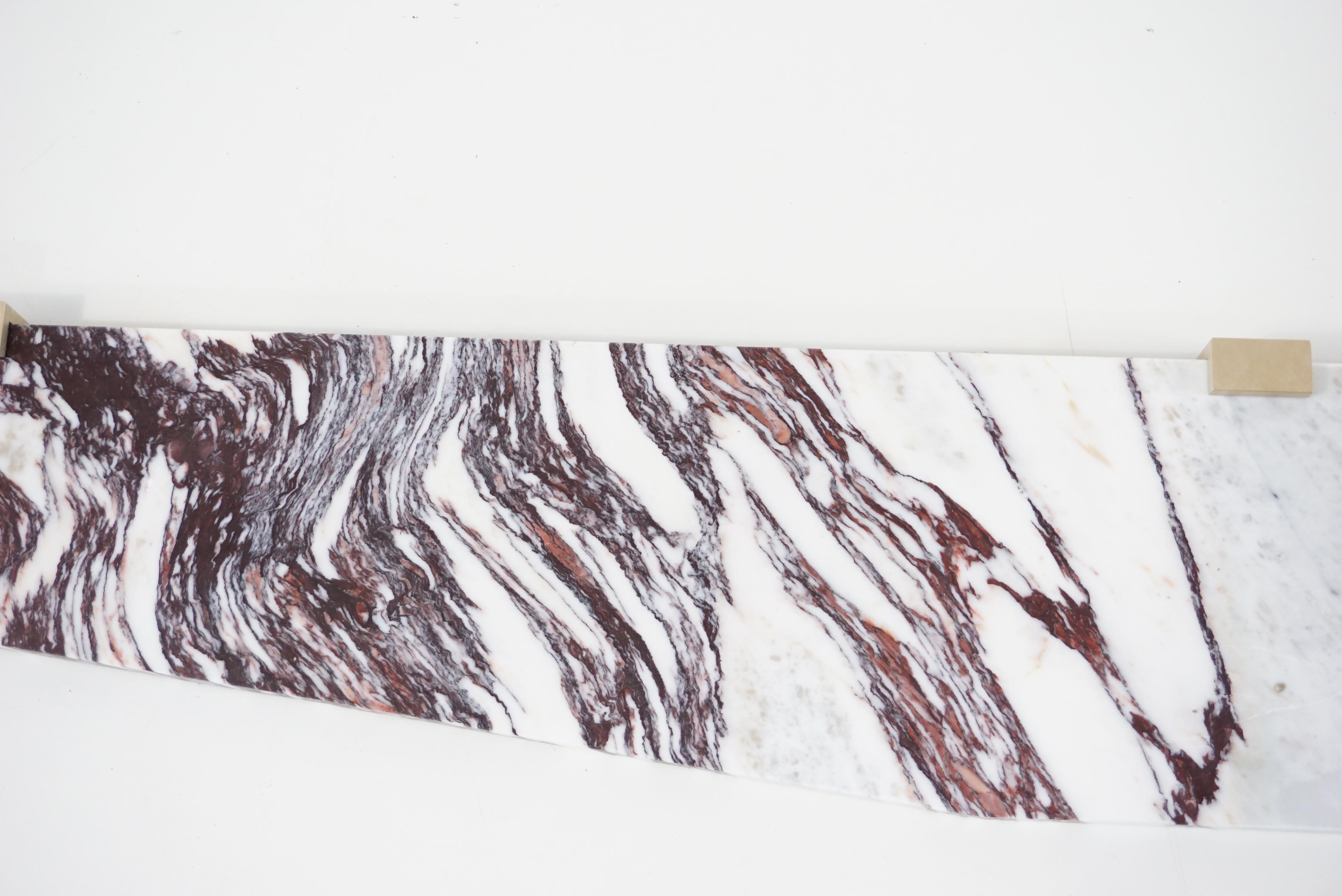 Coppia di console a muro in marmo e ottone 