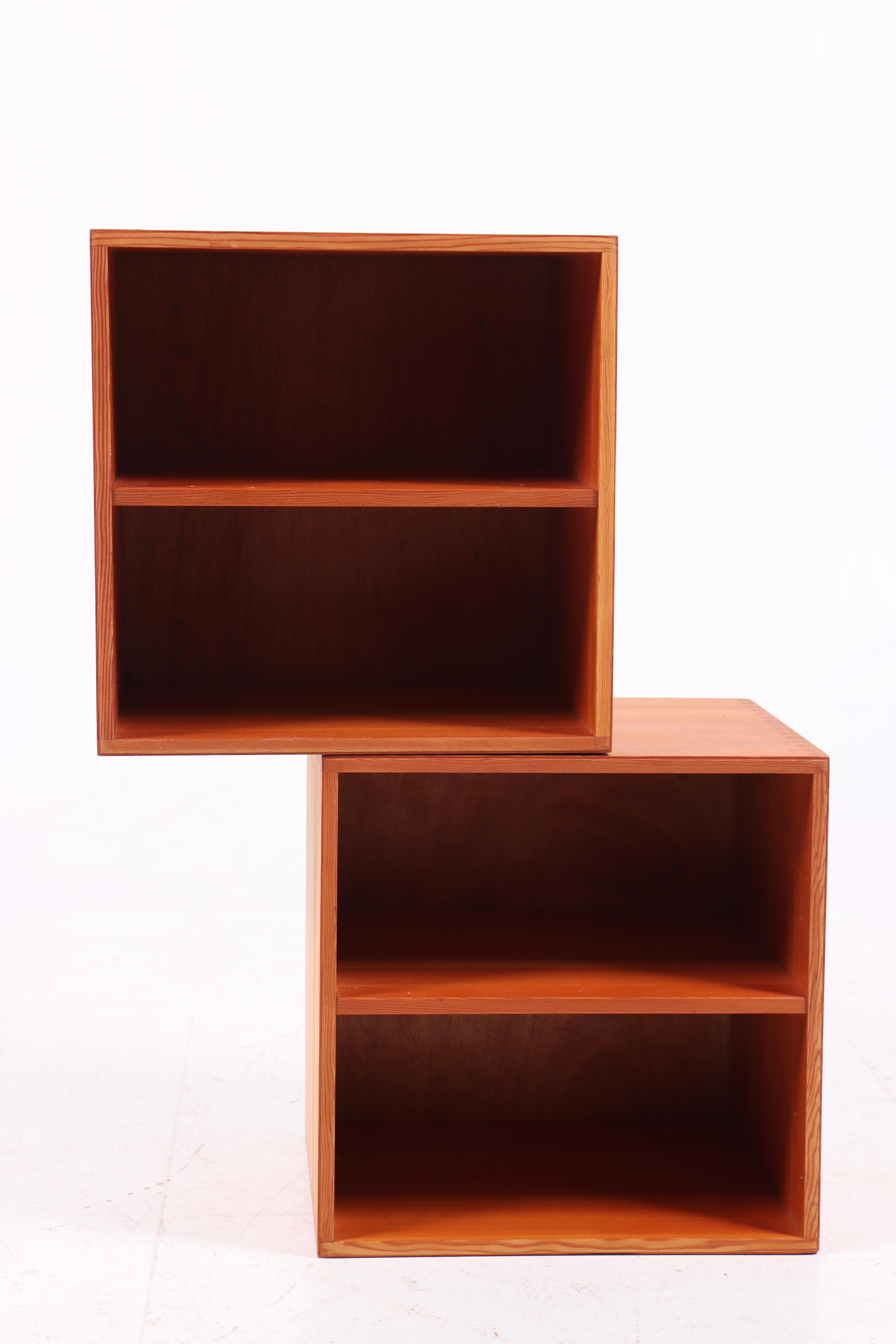 Danish Pair of Wall-Mounted Nightstands in Solid Pine, 1970s For Sale
