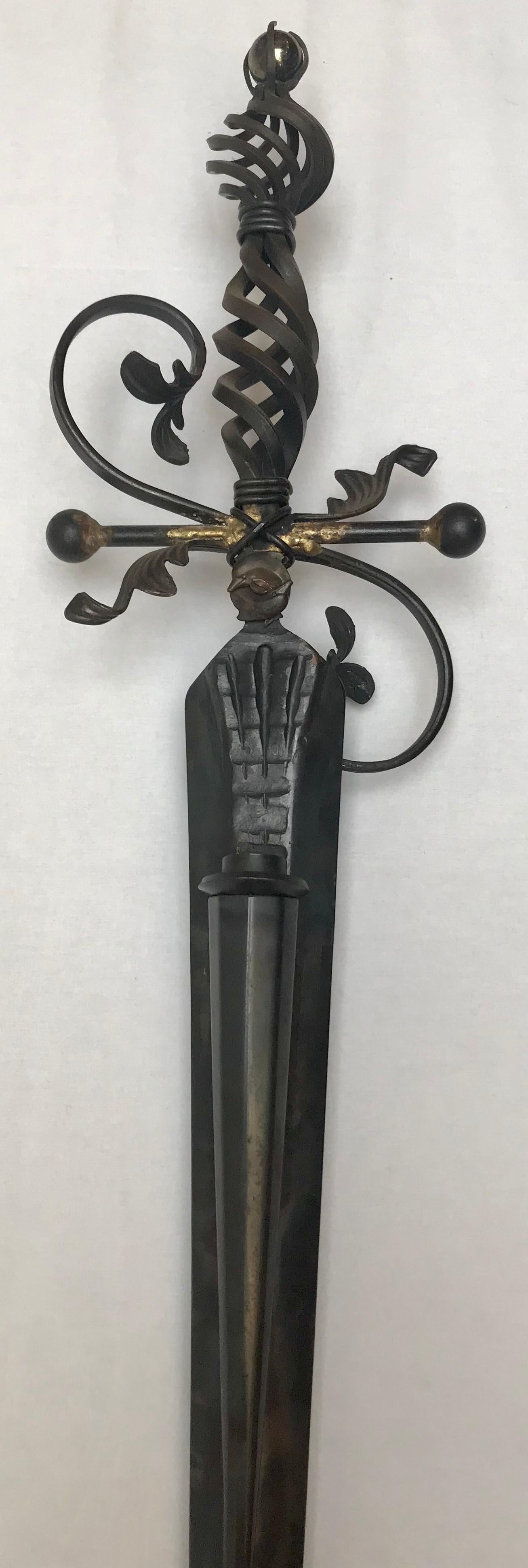 Pair of Wall Mounted Sword Sconces, Mark Brazier-Jones, 1991 In Excellent Condition For Sale In Saint-Ouen, FR