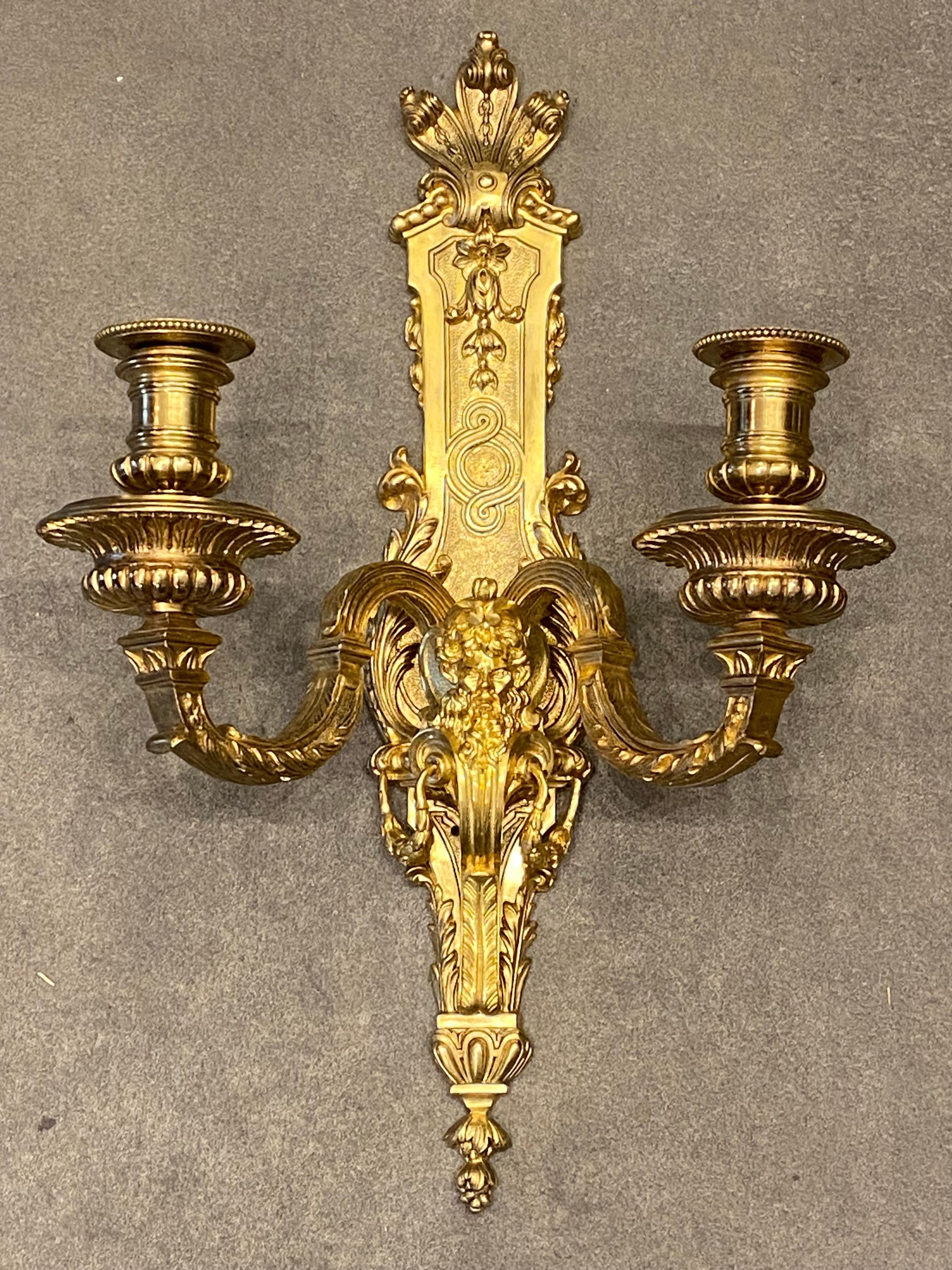 Napoleon III Pair Of Wall Sconces - Bronze - Mascarons - France - 19th Century