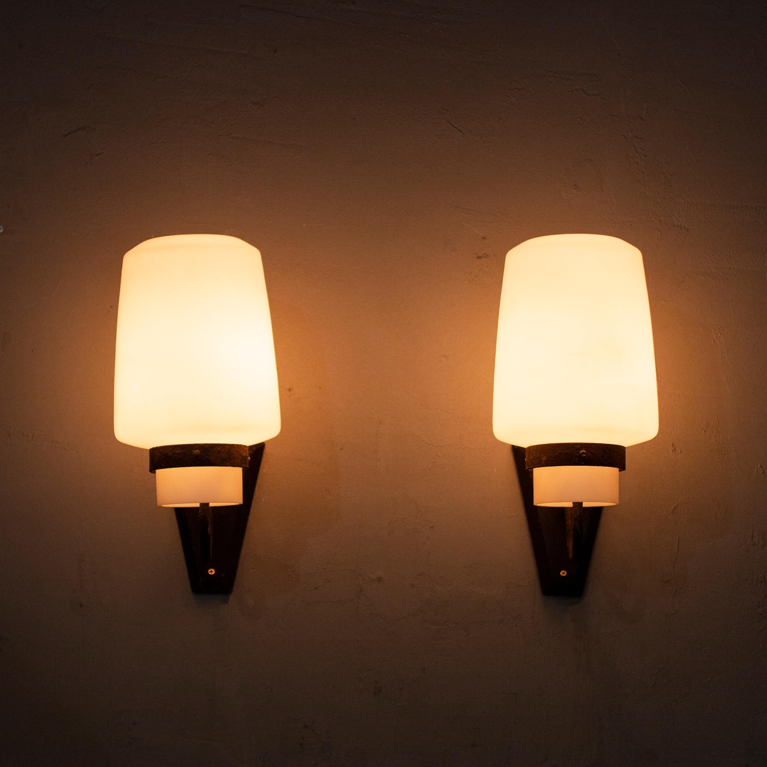 Mid-20th Century Pair of Wall Sconces by Georges Candilis