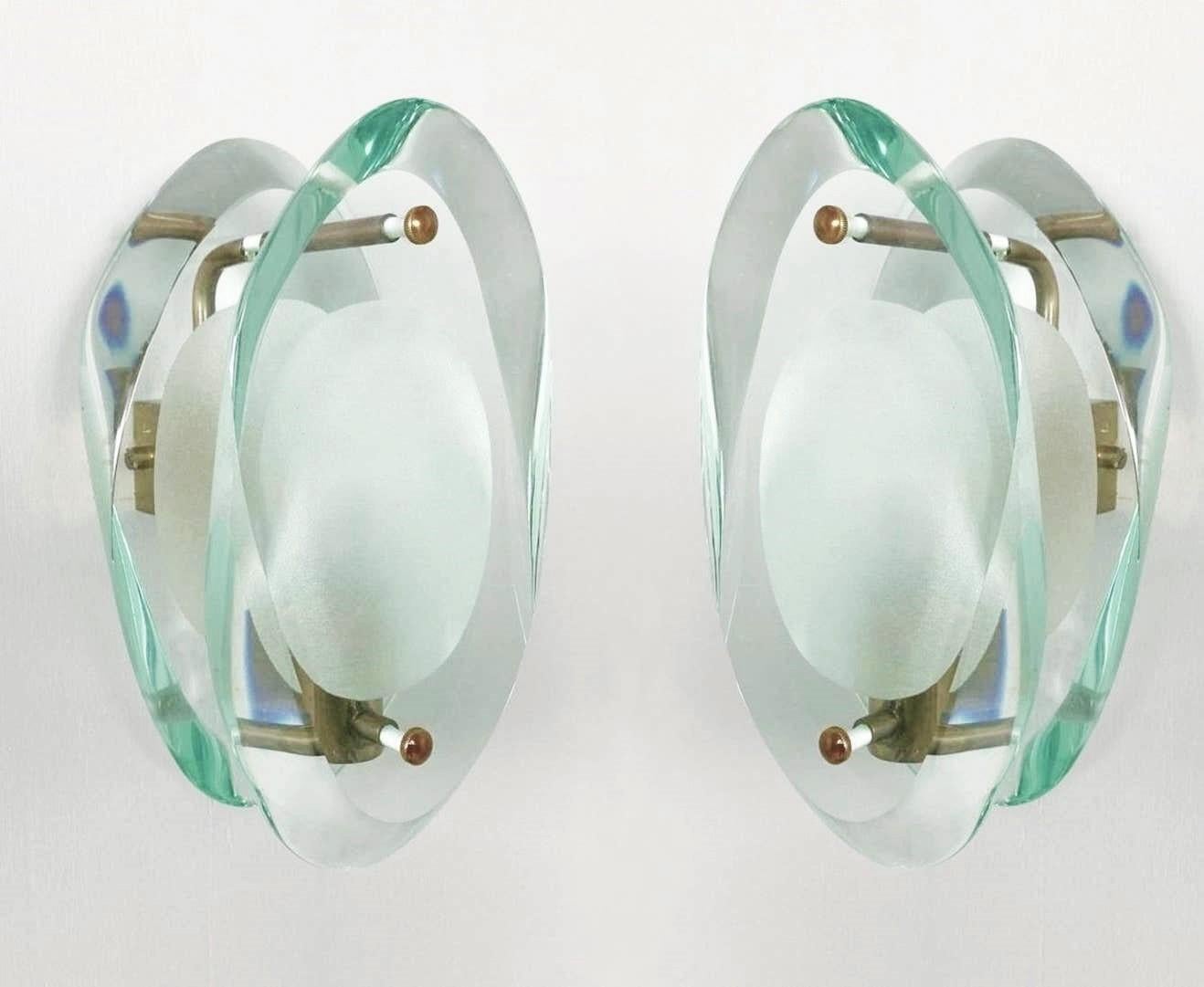 Mid-Century Modern Pair of Wall Sconces by Max Ingrand for Fontana Arte Model 2093, Italy, 1961