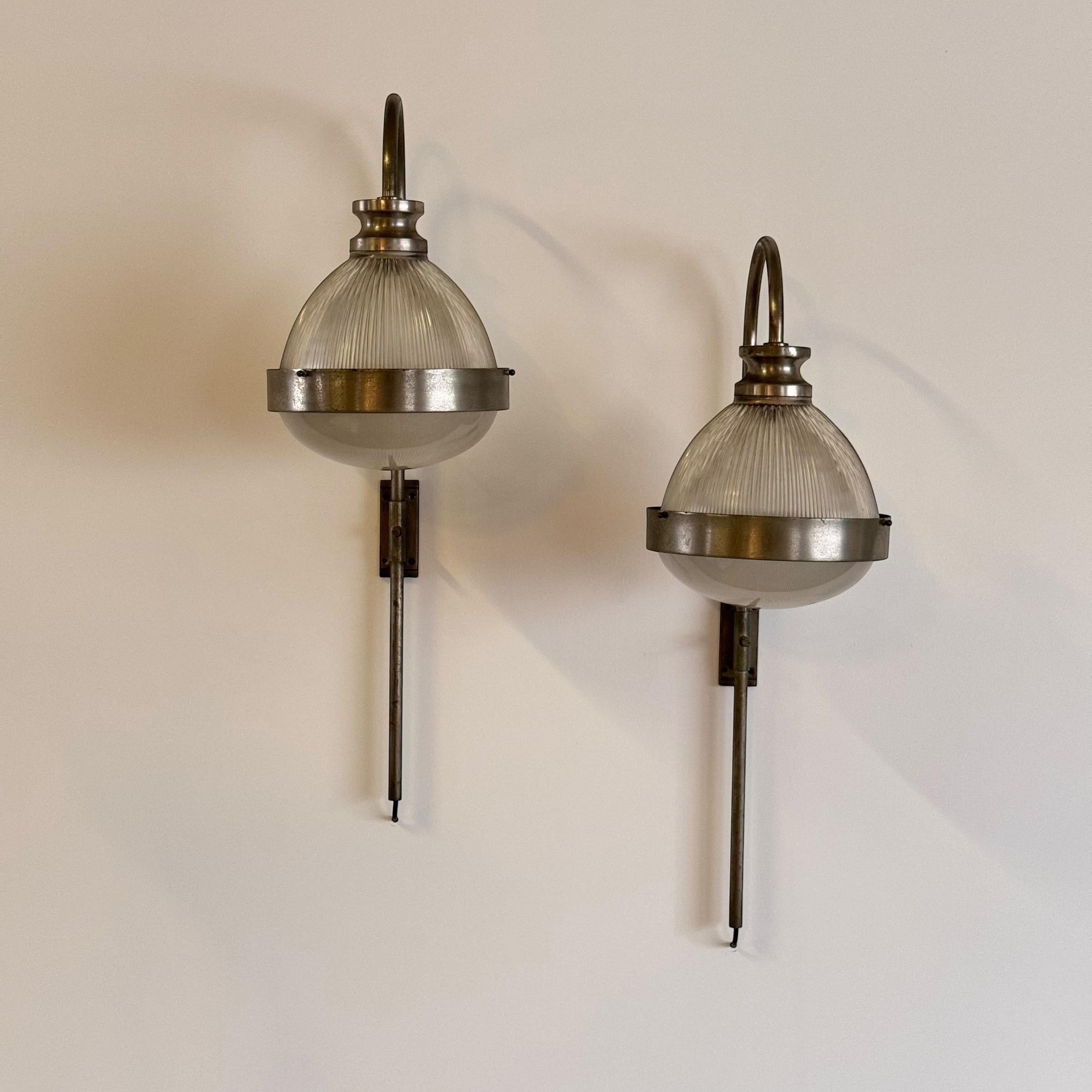 Pareja de apliques de Sergio Mazza para Artemide, Milán, años 60 en venta 1