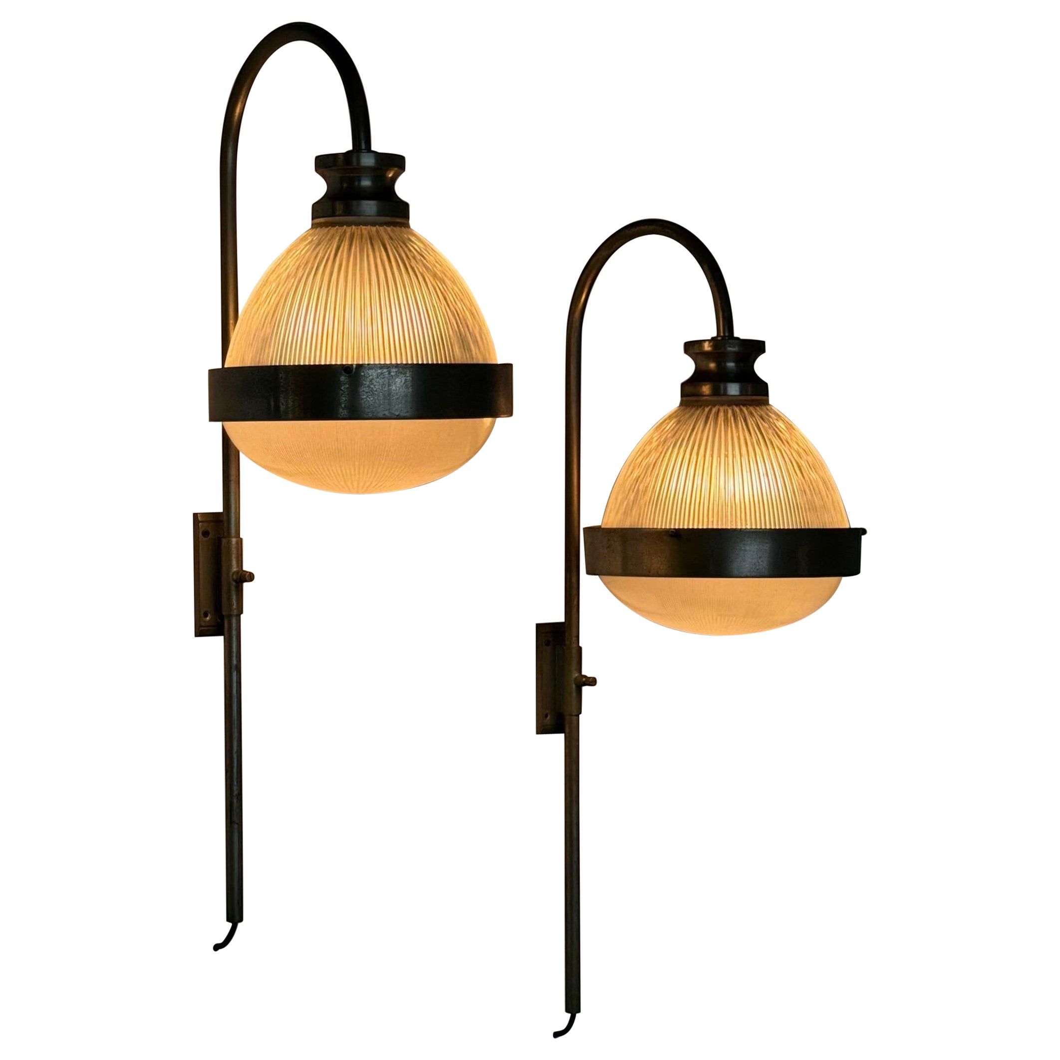 Paire d'appliques murales de Sergio Mazza pour Artemide, Milan, années 1960