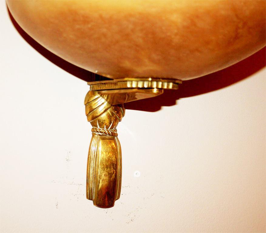 Metà XX secolo Coppia di lampade da parete di Sue et Mare in vendita
