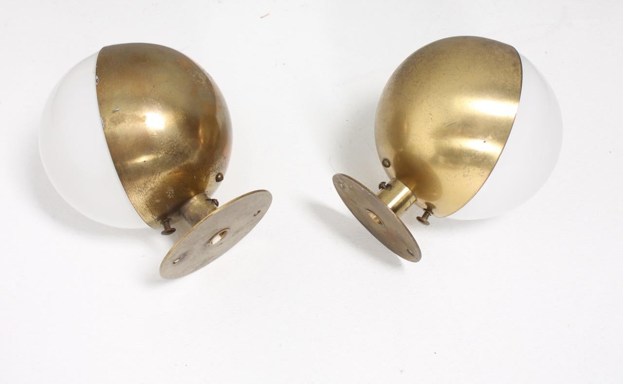 Mid-20th Century Pair of Wall Sconces by Vilhelm Lauritzen