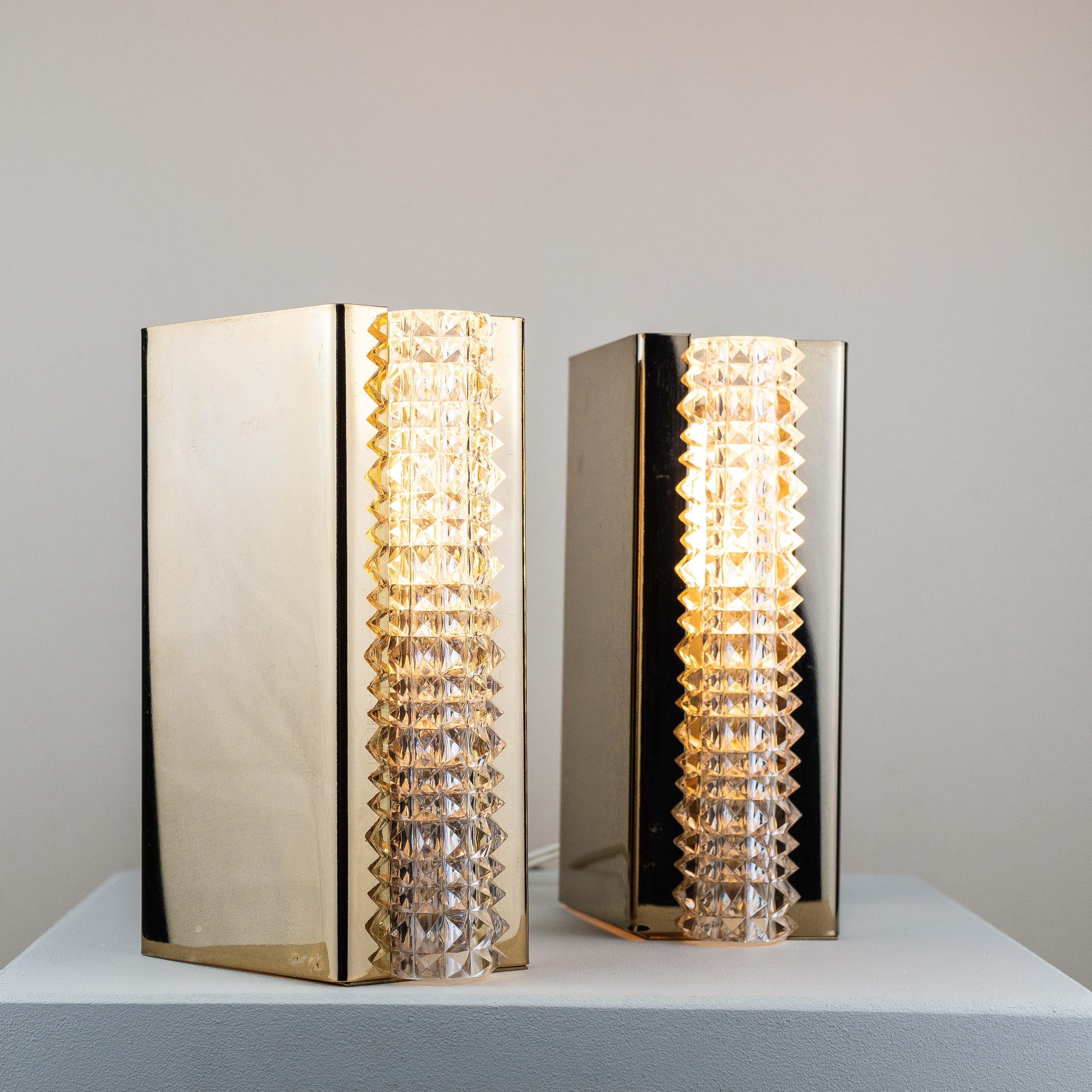 Pair of Wall Sconces in Brass and Glass, France 1960s In Good Condition In ROUEN, FR