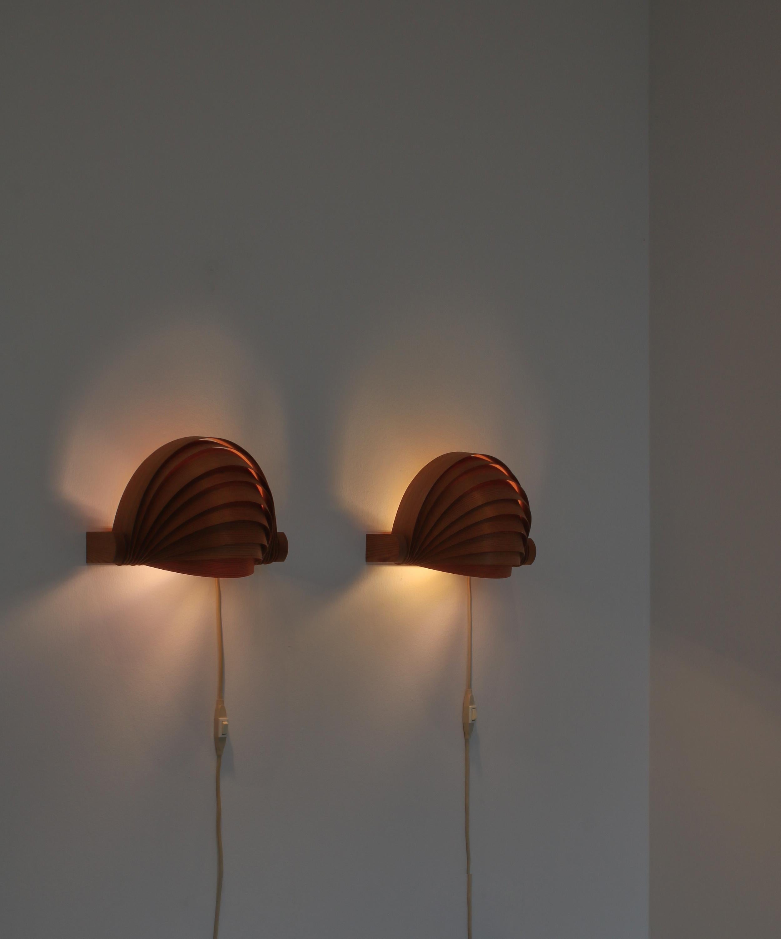 Swedish Pair of Wall Sconces in Pinewood Lamellas by Hans-Agne Jakobsson, Sweden, 1960s