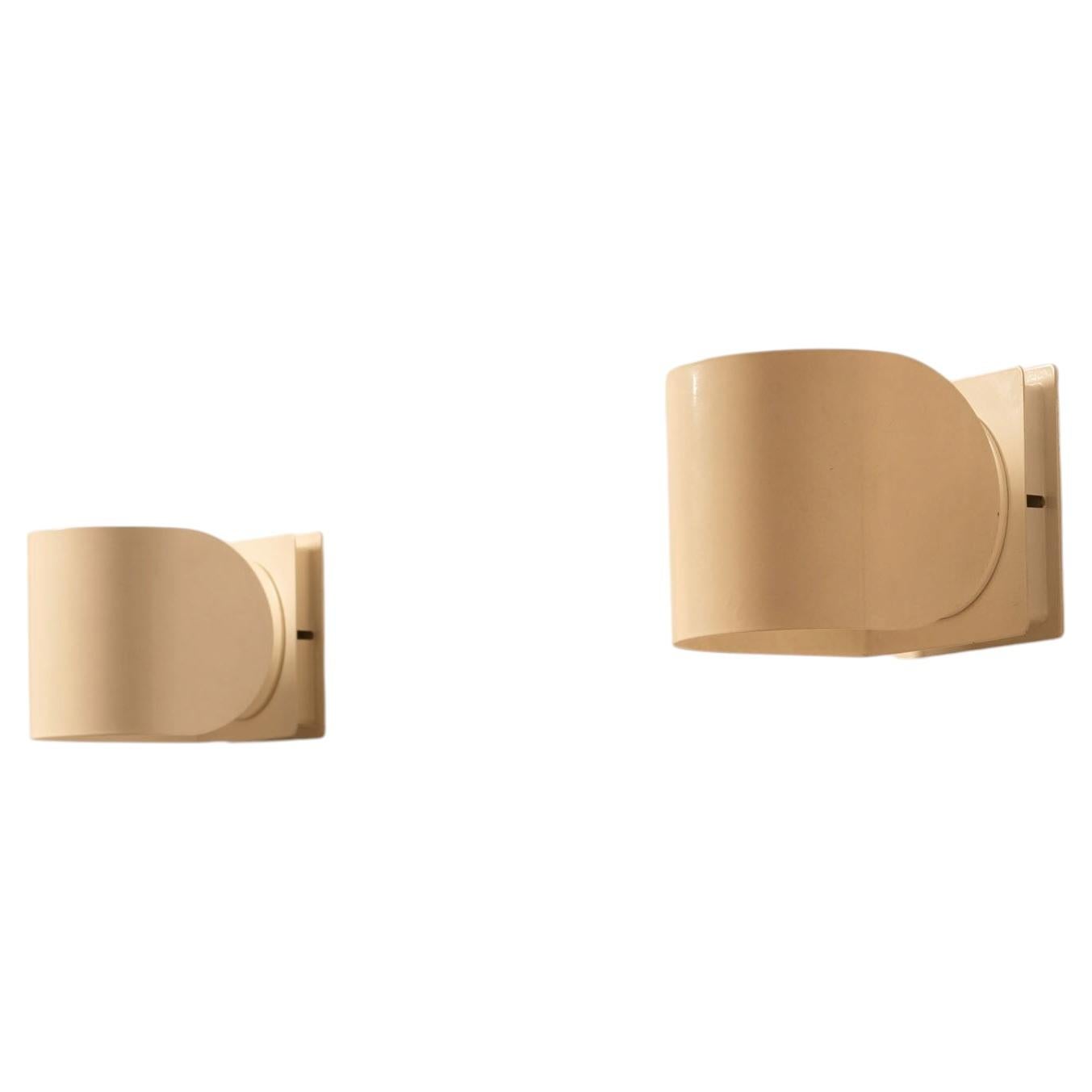 Pair of wall sconces - Italy 1970s For Sale