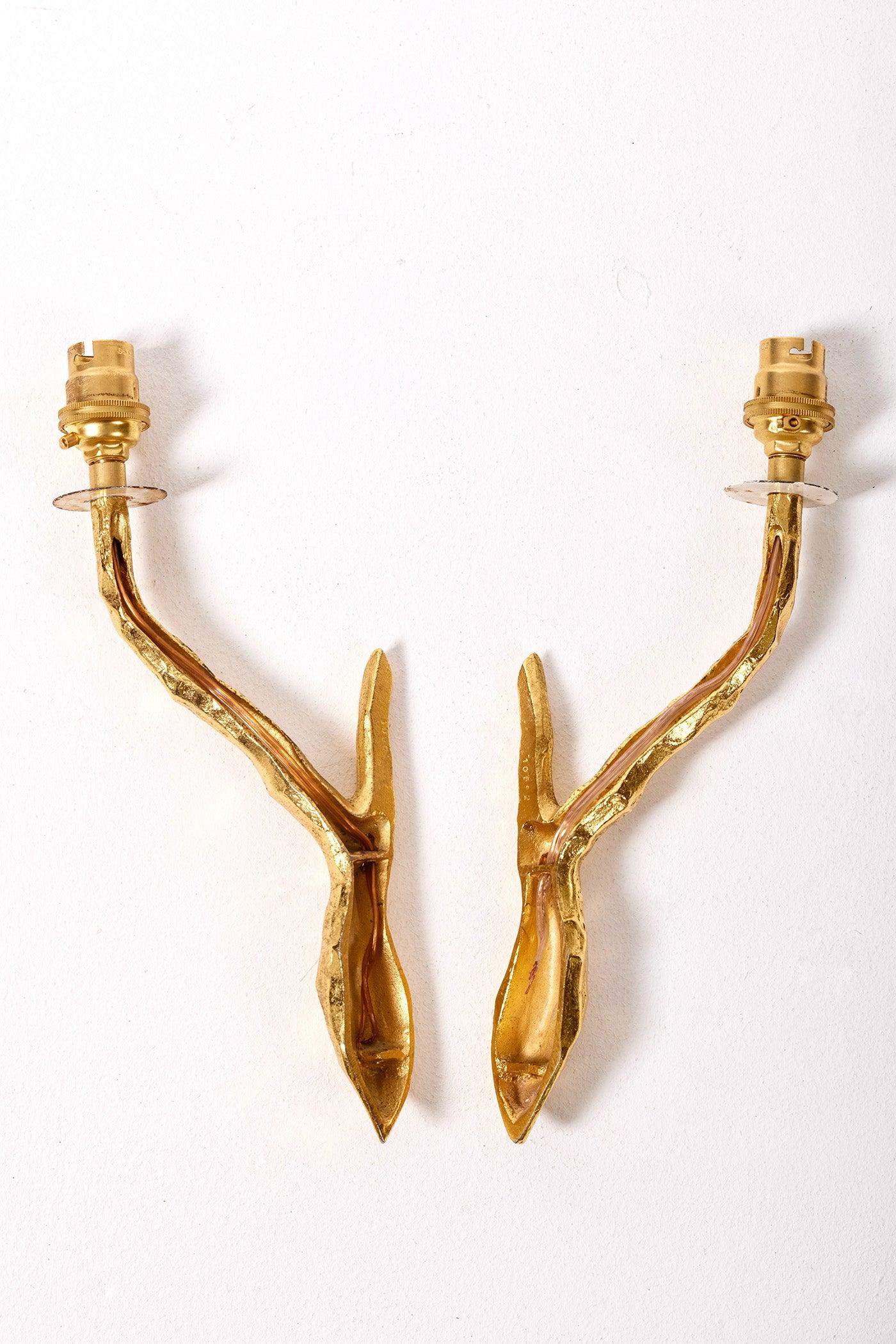 Pareja de apliques Maison Arlus, años 60 siglo XX en venta