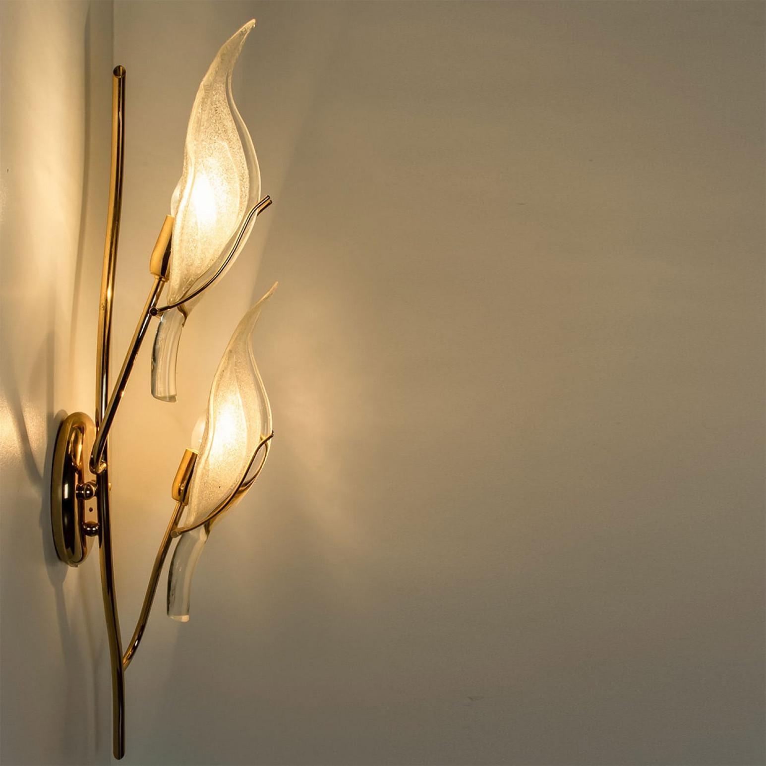 Pair of Wall Sconces Murano Glass and Brass Leaves, Italy 1960s For Sale 10