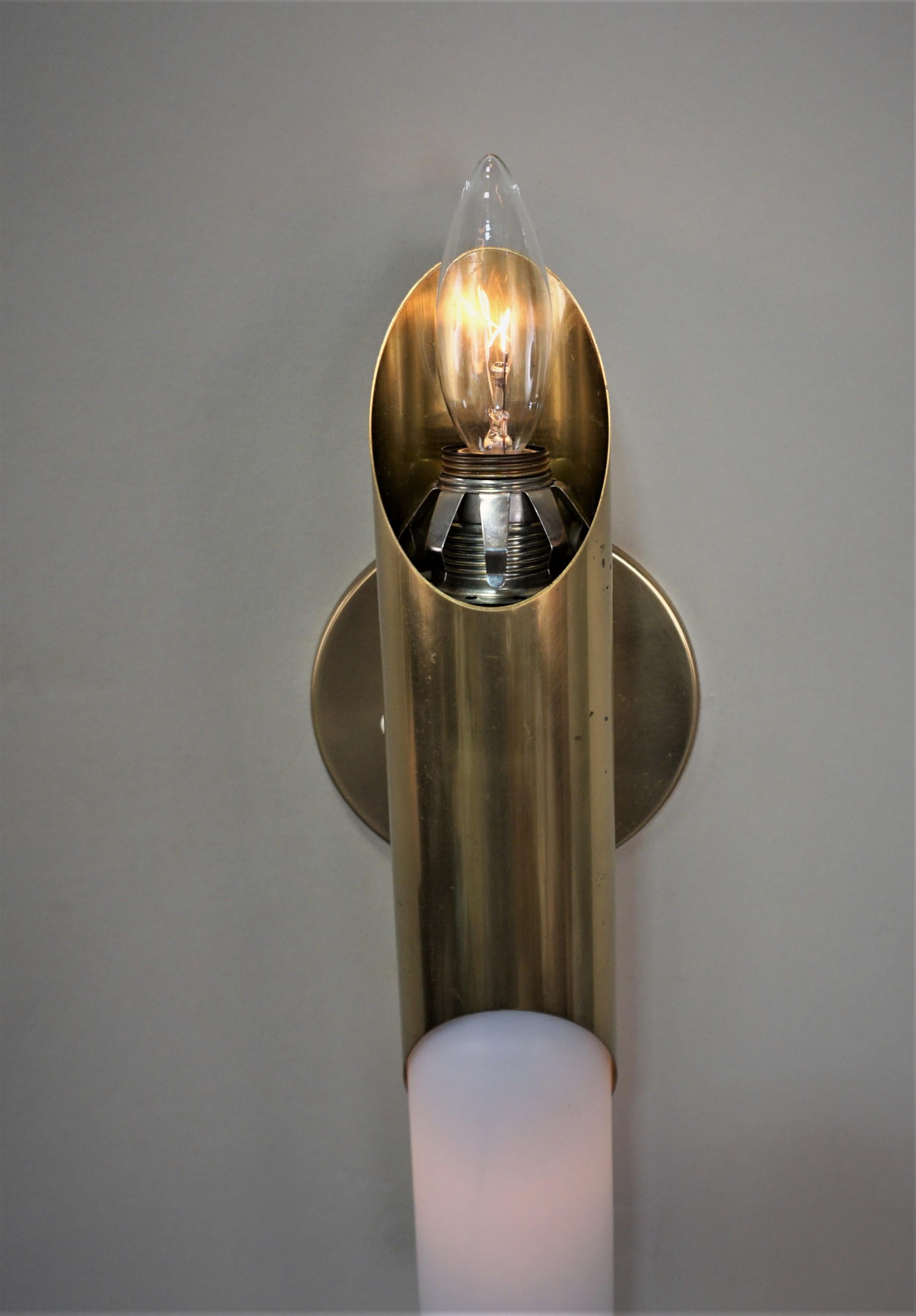 Pair of Wall Sconces or Wall Lights in the Style of RAAK, Amsterdam, 1970 In Good Condition In Fairfax, VA